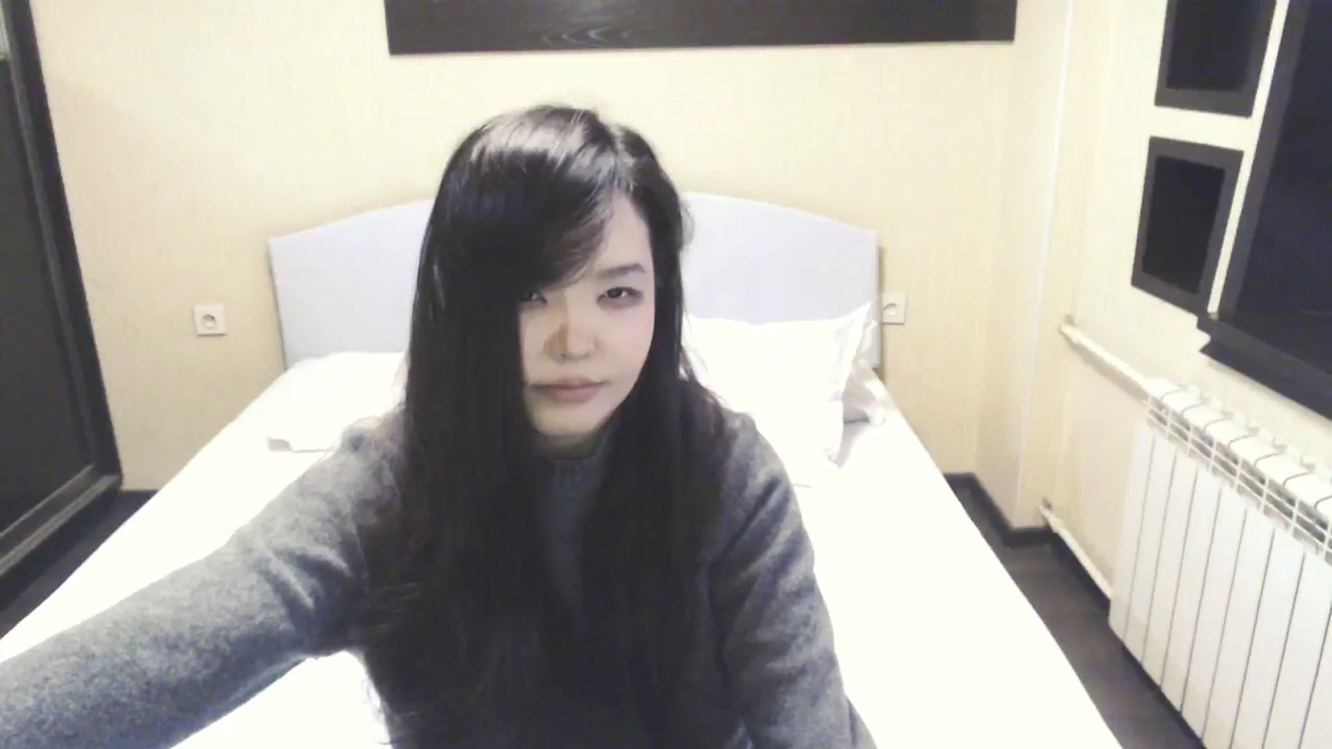 Gallery image thumbnail from AmaiSan's myfreecams stream on, 11/04/2025, 07:56 image 9 of 20