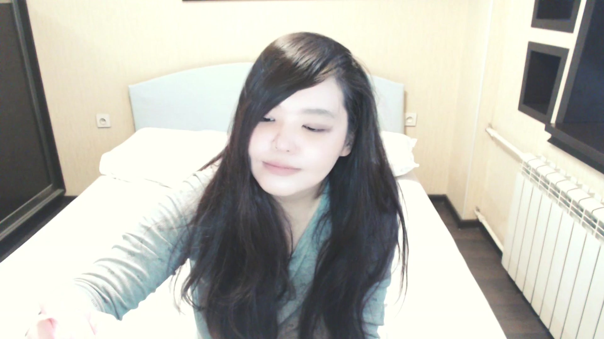 Gallery image thumbnail from AmaiSan's myfreecams stream on, 11/08/2025, 09:14 image 14 of 20