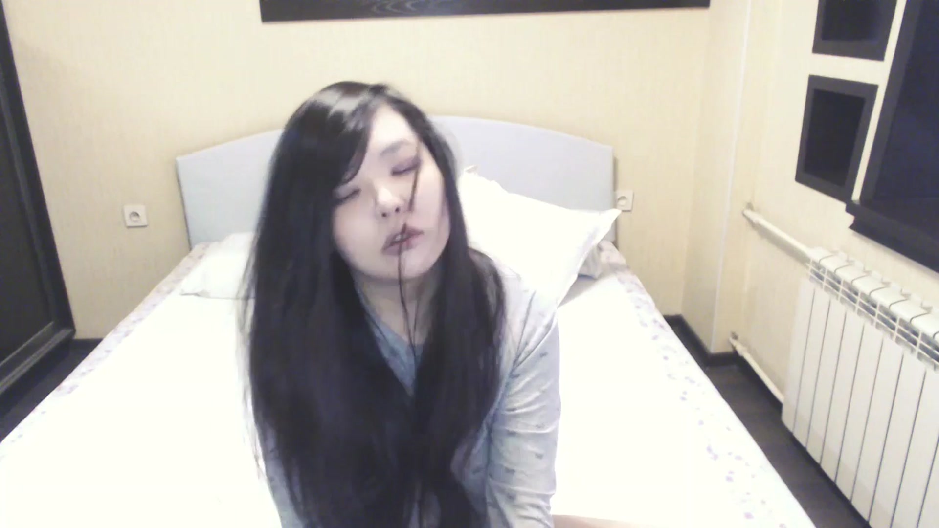 Gallery image thumbnail from AmaiSan's myfreecams stream on, 11/10/2025, 07:45 image 15 of 20