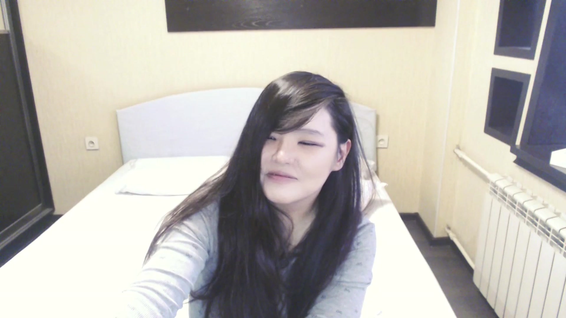 Gallery image thumbnail from AmaiSan's myfreecams stream on, 11/19/2025, 06:50 image 14 of 20