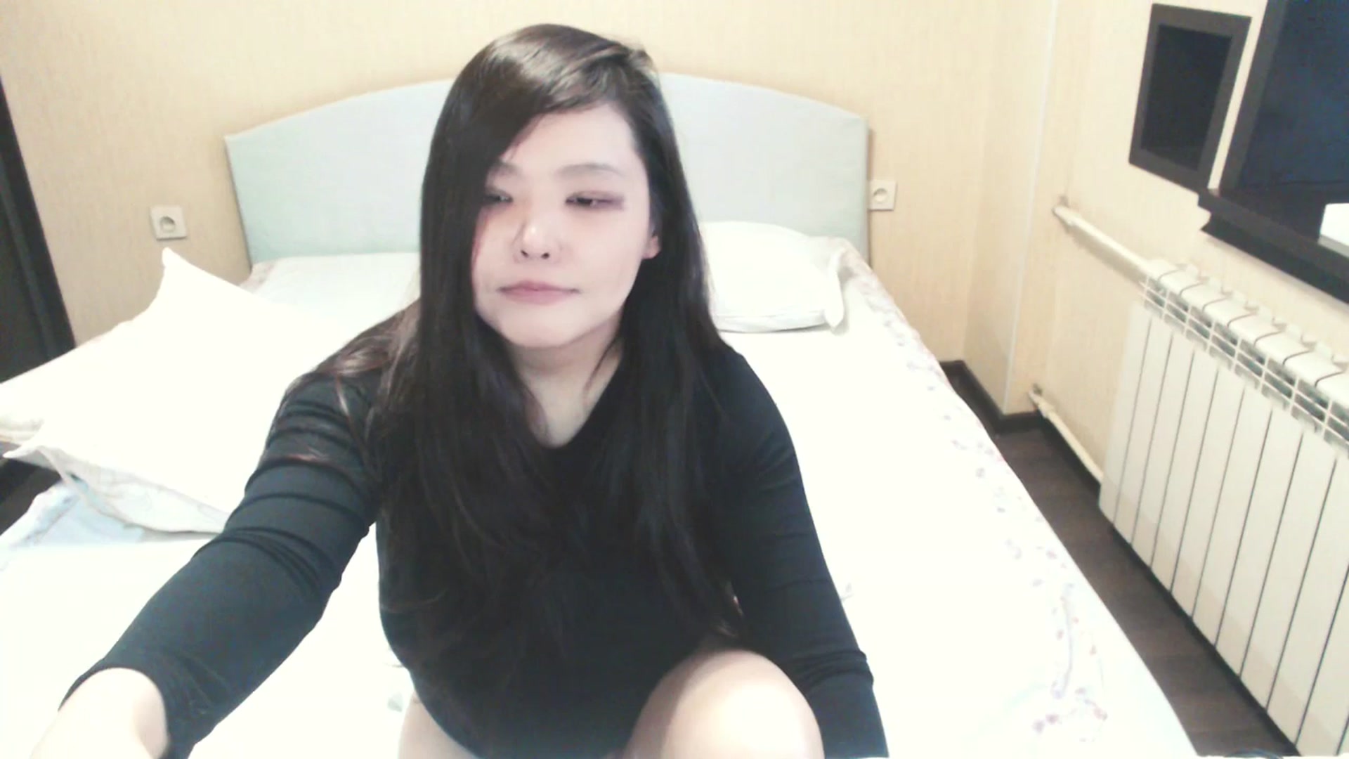 Gallery image thumbnail from AmaiSan's myfreecams stream on, 11/21/2025, 07:37 image 17 of 20