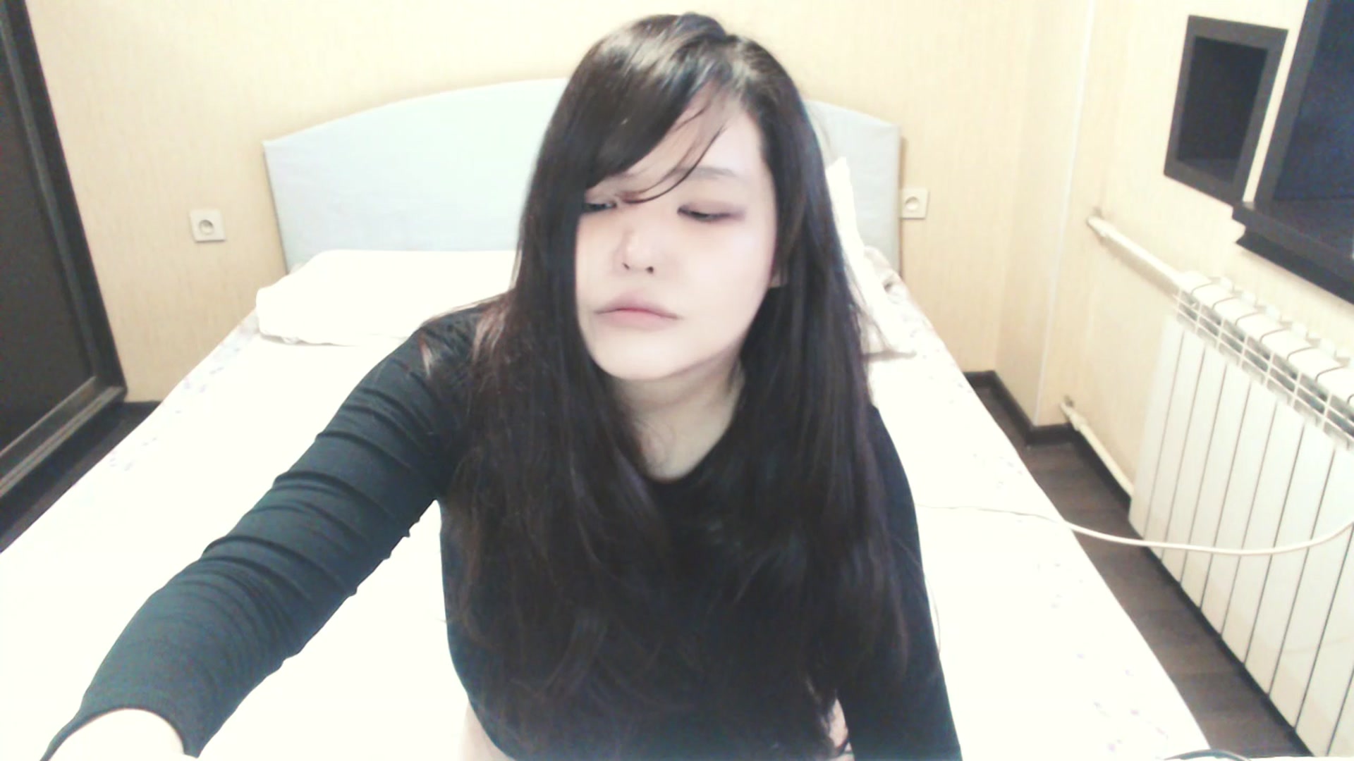 Gallery image thumbnail from AmaiSan's myfreecams stream on, 11/24/2025, 07:23 image 18 of 20