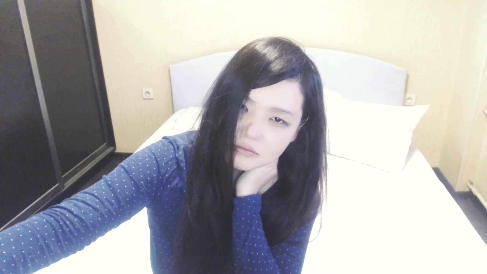 Gallery image thumbnail from AmaiSan's myfreecams stream on, 11/26/2025, 07:29 image 5 of 20