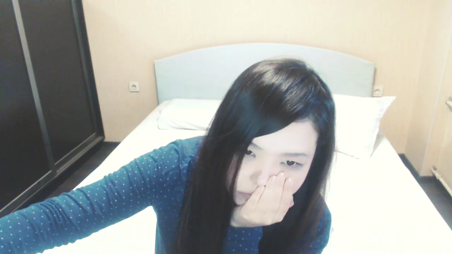 Gallery image thumbnail from AmaiSan's myfreecams stream on, 11/26/2025, 07:29 image 3 of 20