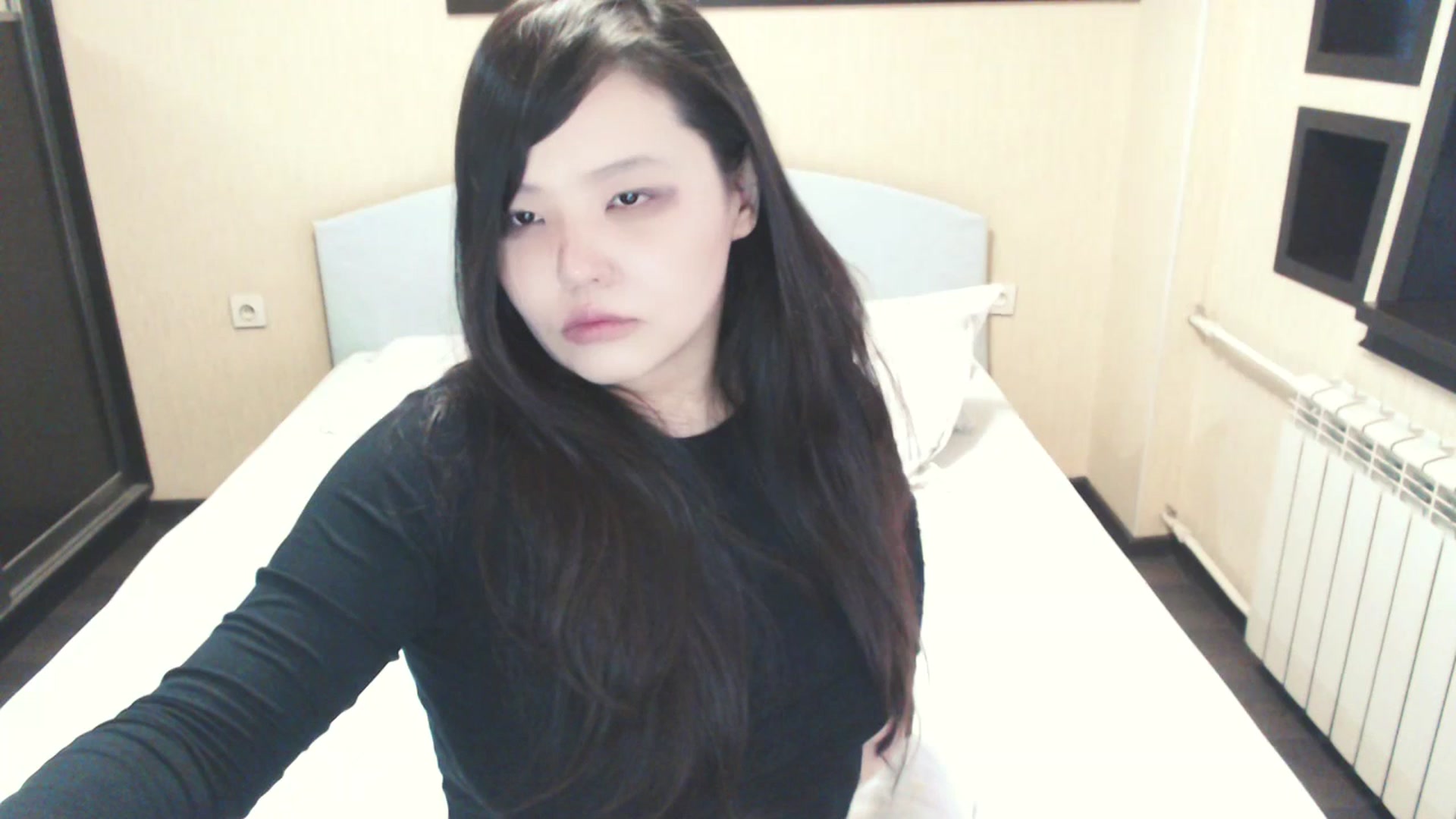 Gallery image thumbnail from AmaiSan's myfreecams stream on, 12/10/2025, 08:11 image 7 of 20