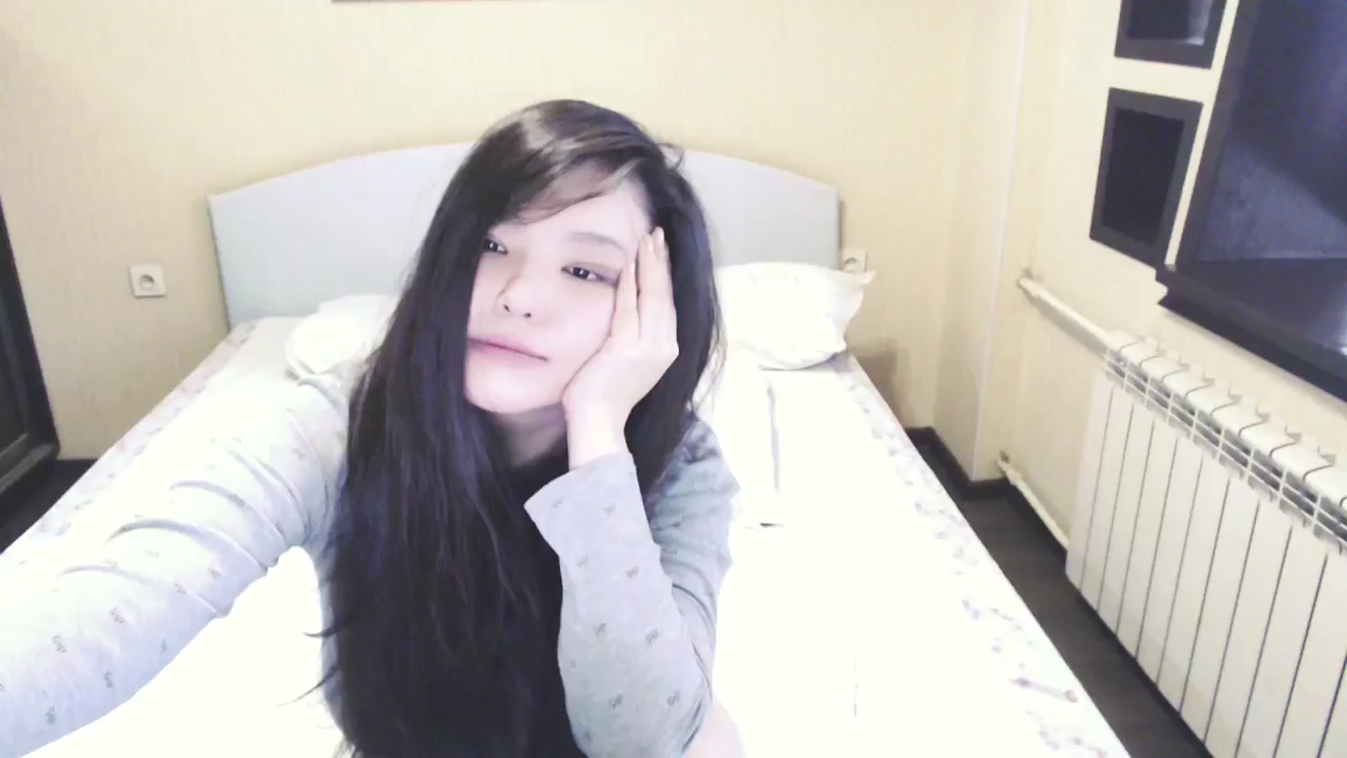 Gallery image thumbnail from AmaiSan's myfreecams stream on, 12/26/2025, 05:06 image 6 of 20