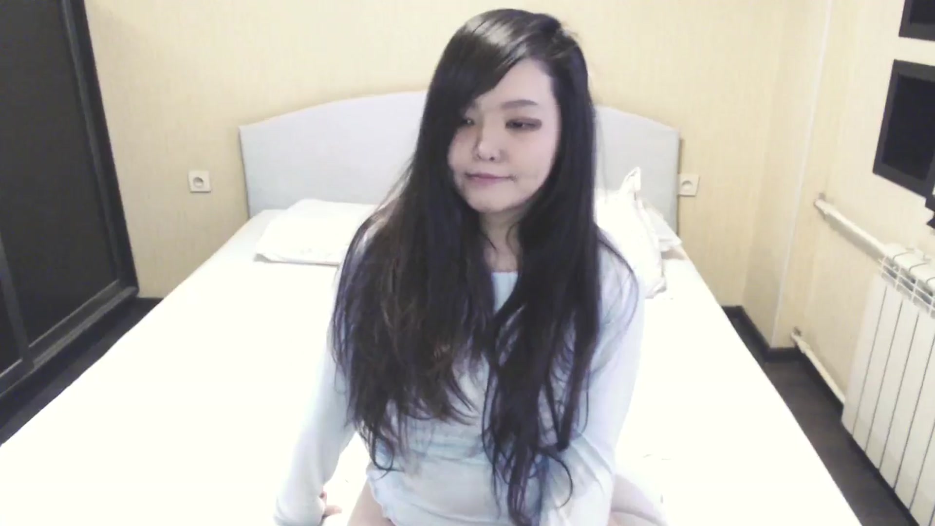 Gallery image thumbnail from AmaiSan's myfreecams stream on, 12/28/2025, 09:54 image 7 of 20