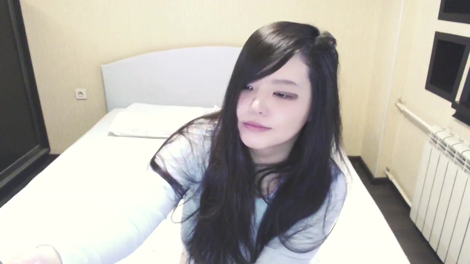 Gallery image thumbnail from AmaiSan's myfreecams stream on, 12/28/2025, 09:54 image 12 of 20