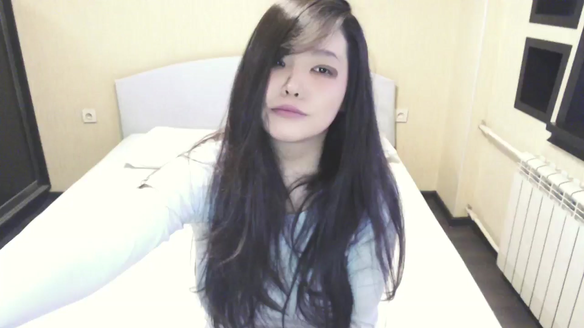 Gallery image thumbnail from AmaiSan's myfreecams stream on, 12/28/2025, 09:54 image 14 of 20