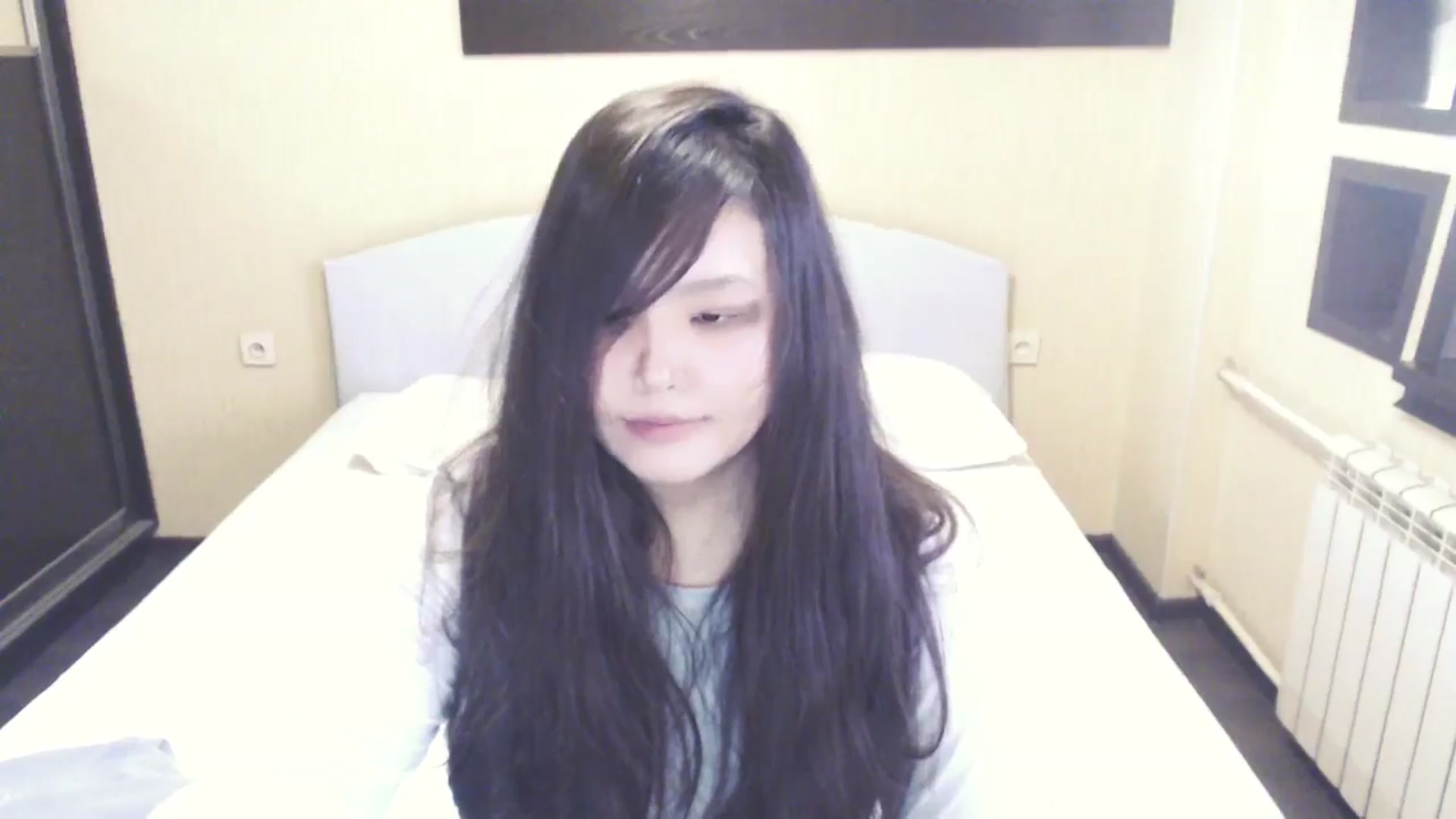 Gallery image thumbnail from AmaiSan's myfreecams stream on, 12/29/2025, 05:01 image 14 of 20