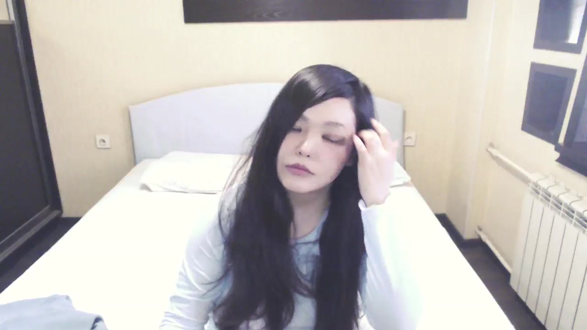 Gallery image thumbnail from AmaiSan's myfreecams stream on, 12/29/2025, 05:01 image 15 of 20