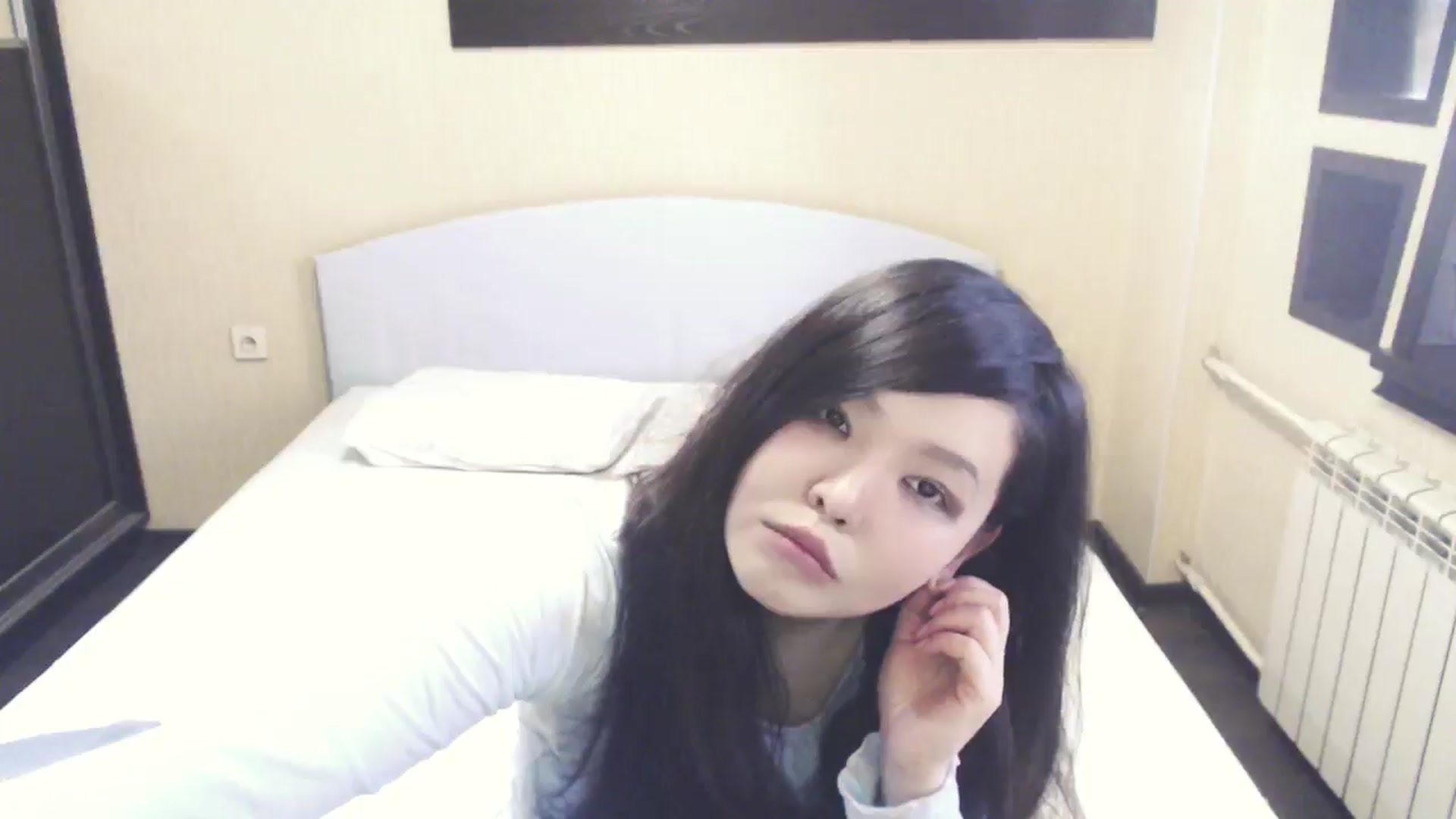 Gallery image thumbnail from AmaiSan's myfreecams stream on, 12/29/2025, 05:01 image 18 of 20