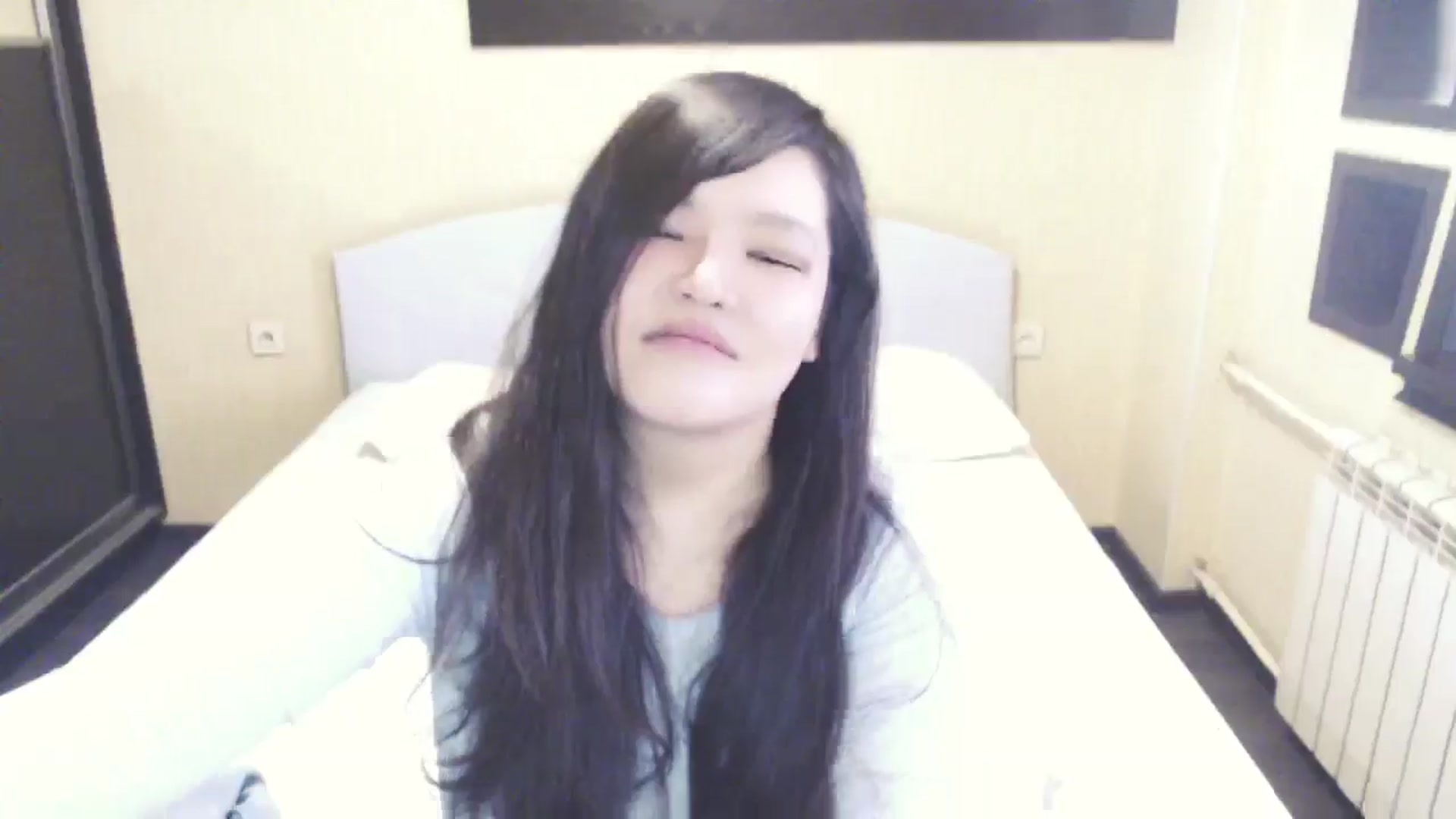Gallery image thumbnail from AmaiSan's myfreecams stream on, 12/29/2025, 06:24 image 4 of 20