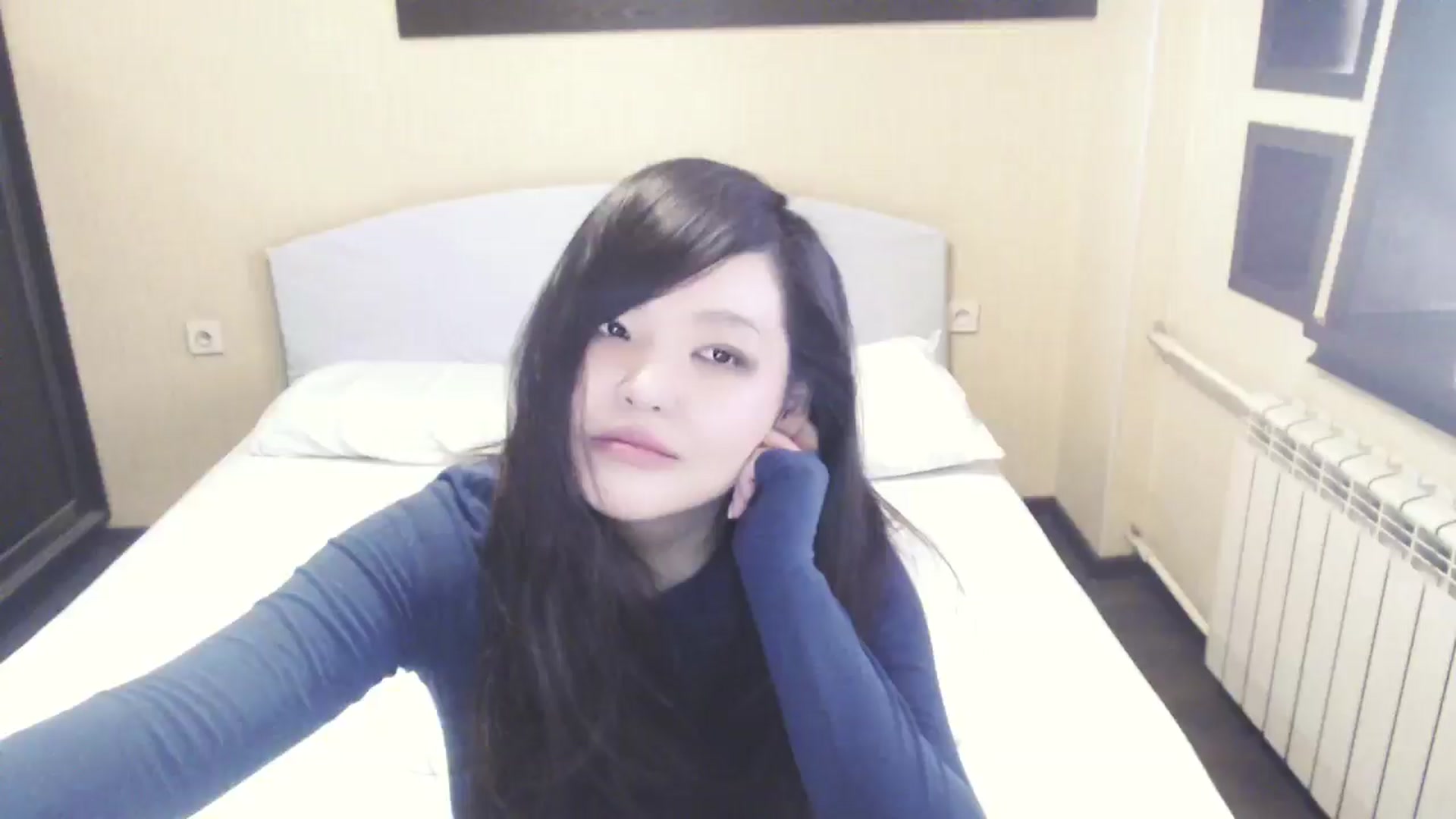 Gallery image thumbnail from AmaiSan's myfreecams stream on, 01/02/2026, 05:44 image 6 of 20