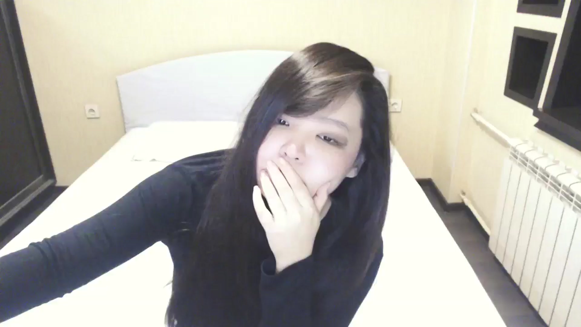 Gallery image thumbnail from AmaiSan's myfreecams stream on, 01/04/2026, 18:56 image 1 of 20