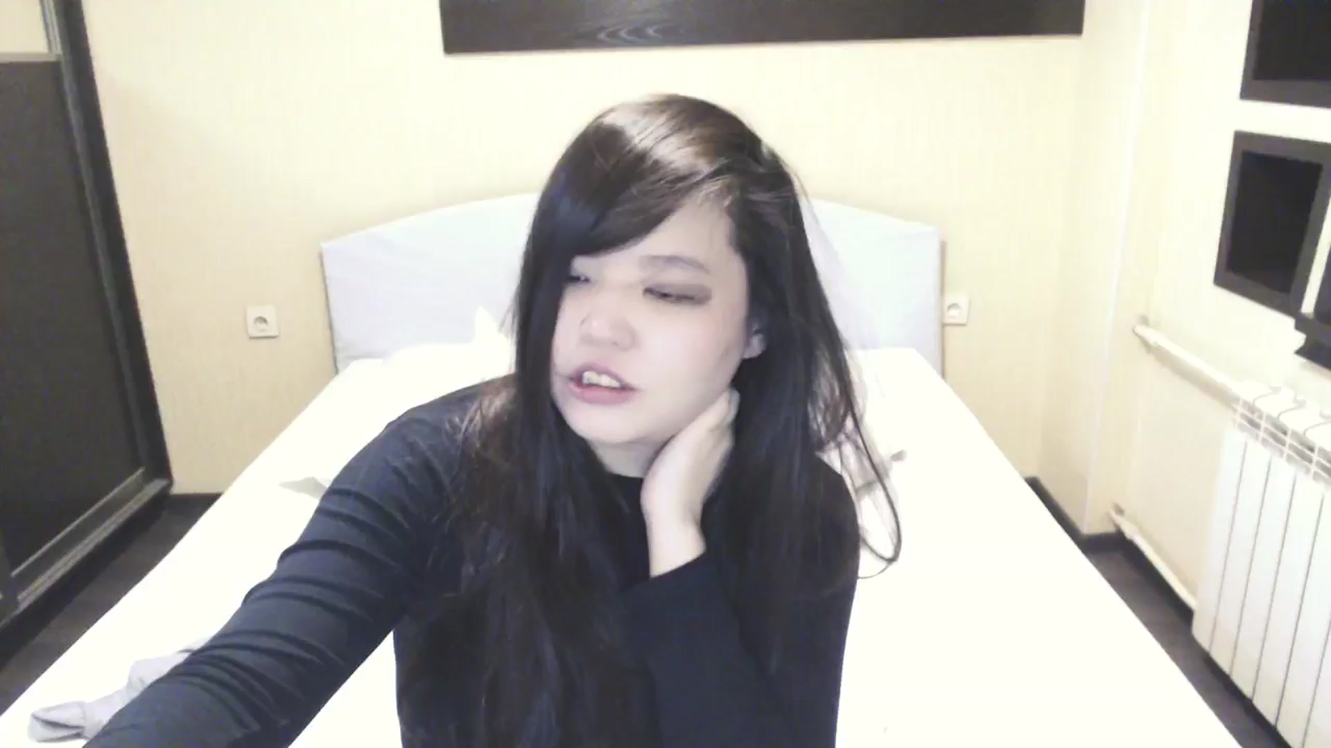 Gallery image thumbnail from AmaiSan's myfreecams stream on, 01/04/2026, 20:23 image 18 of 20