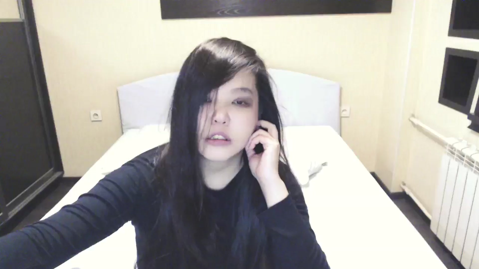 Gallery image thumbnail from AmaiSan's myfreecams stream on, 01/04/2026, 20:23 image 19 of 20