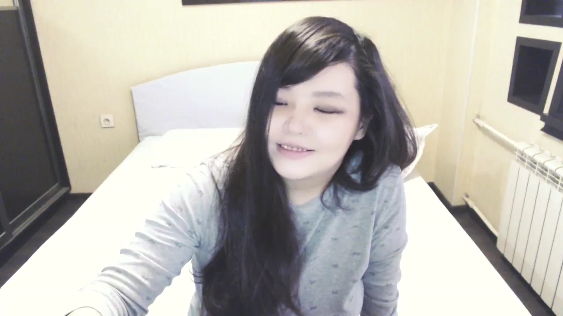 Gallery image thumbnail from AmaiSan's myfreecams stream on, 01/05/2026, 07:38 image 8 of 20