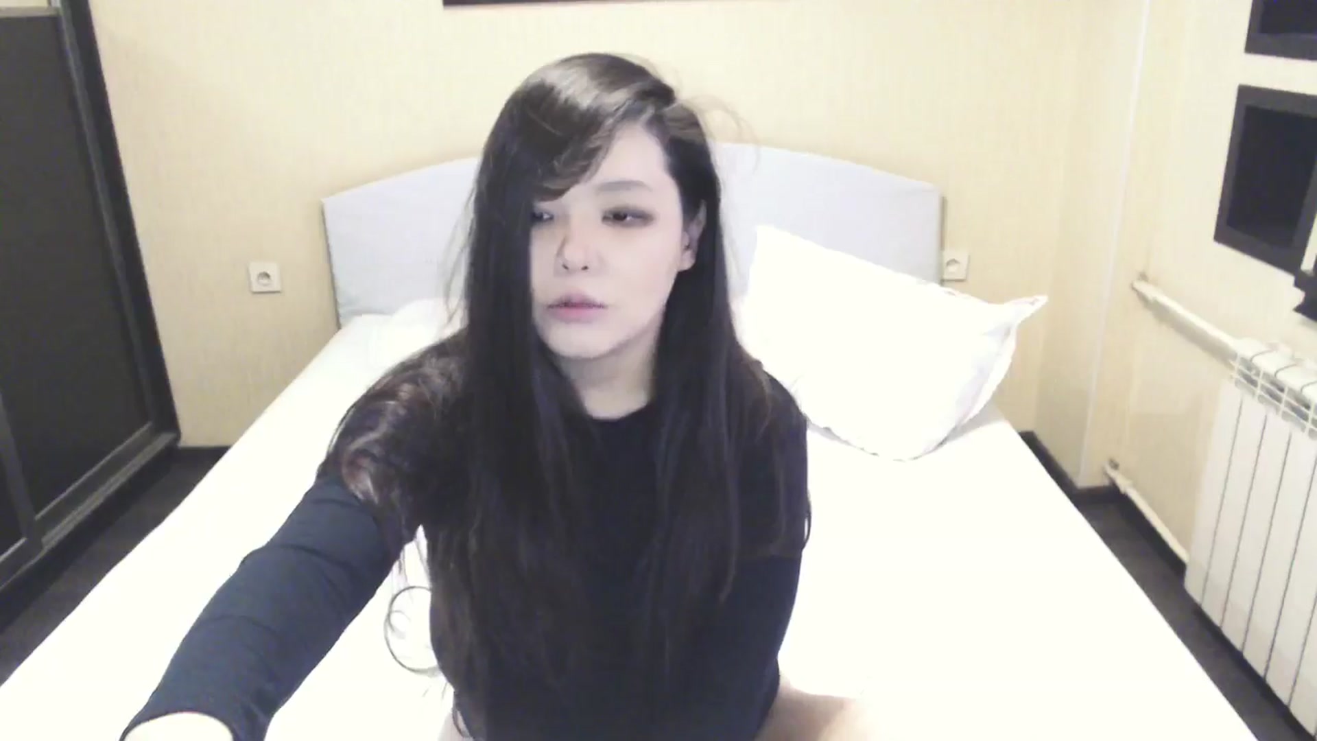 Gallery image thumbnail from AmaiSan's myfreecams stream on, 01/05/2026, 08:00 image 3 of 20