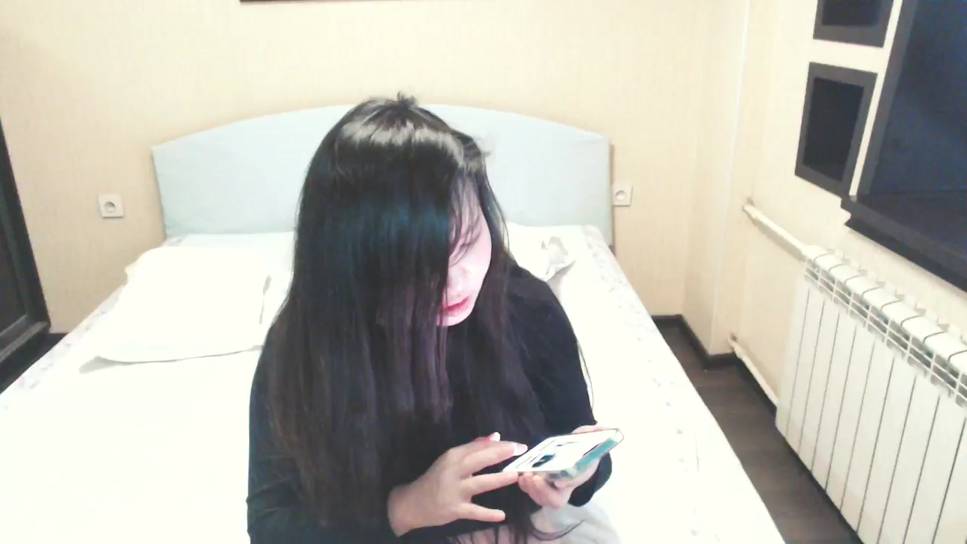 Gallery image thumbnail from AmaiSan's myfreecams stream on, 01/08/2026, 08:16 image 14 of 20