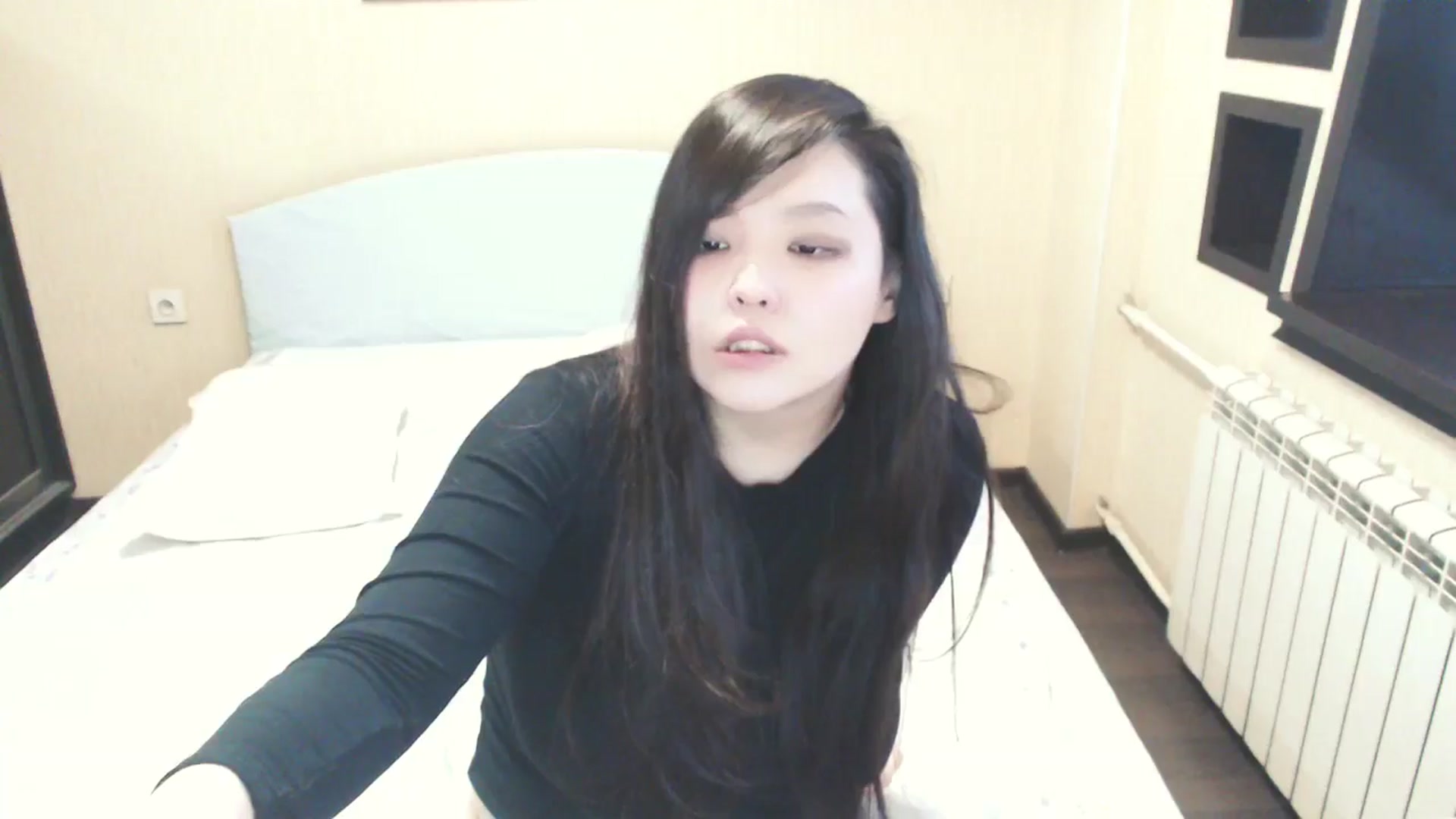 Gallery image thumbnail from AmaiSan's myfreecams stream on, 01/08/2026, 08:16 image 17 of 20