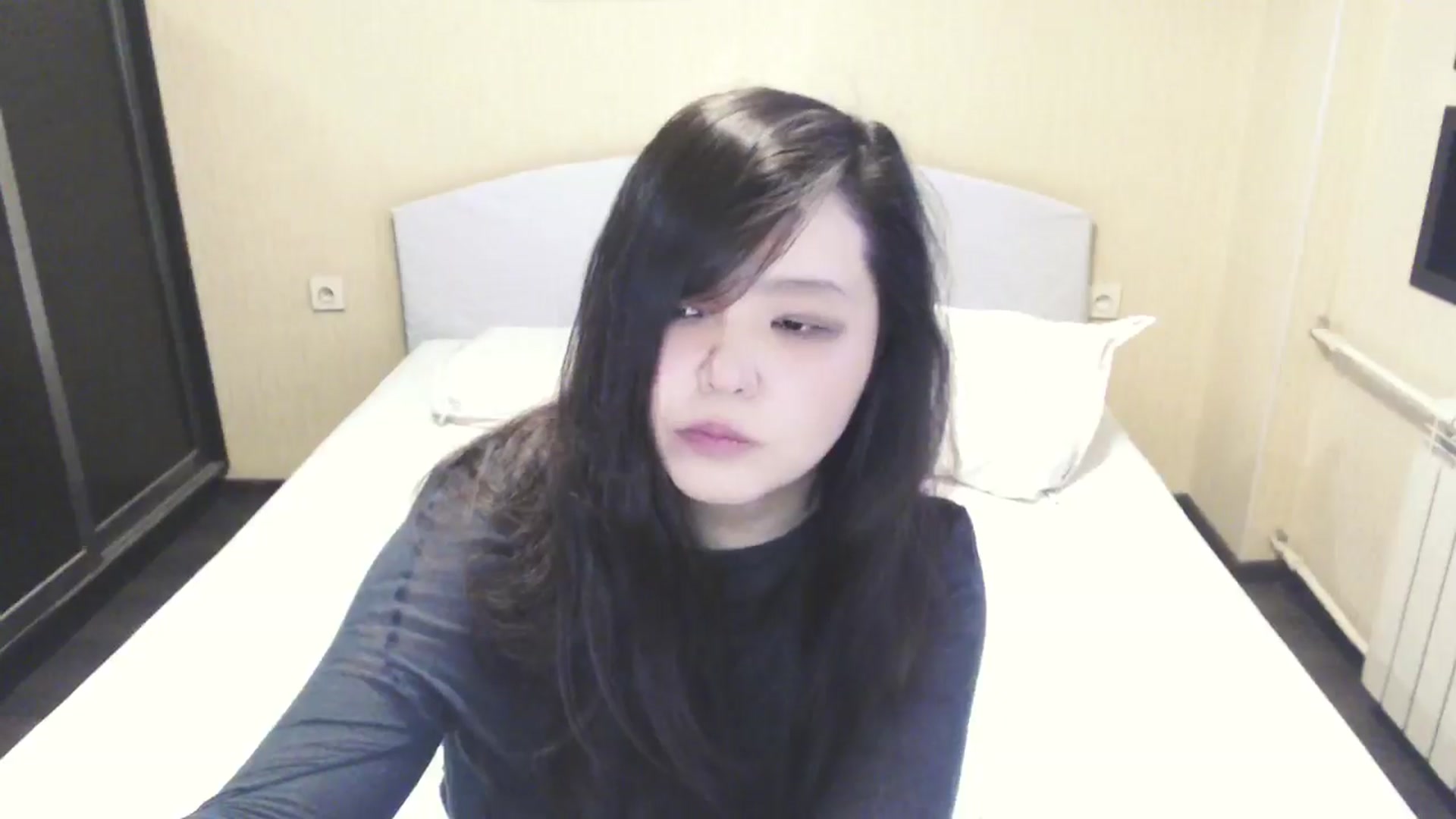 Gallery image thumbnail from AmaiSan's myfreecams stream on, 01/11/2026, 10:20 image 4 of 20