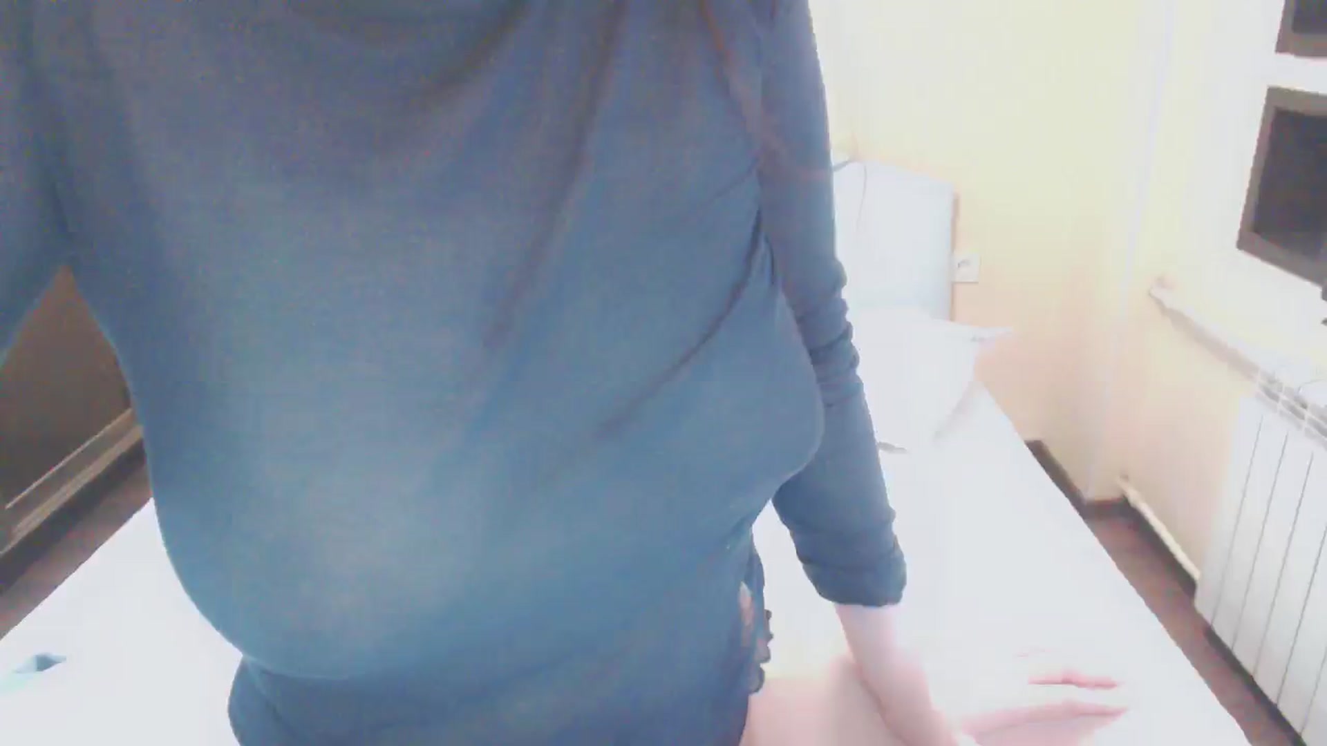 Gallery image thumbnail from AmaiSan's myfreecams stream on, 01/12/2026, 07:39 image 13 of 20