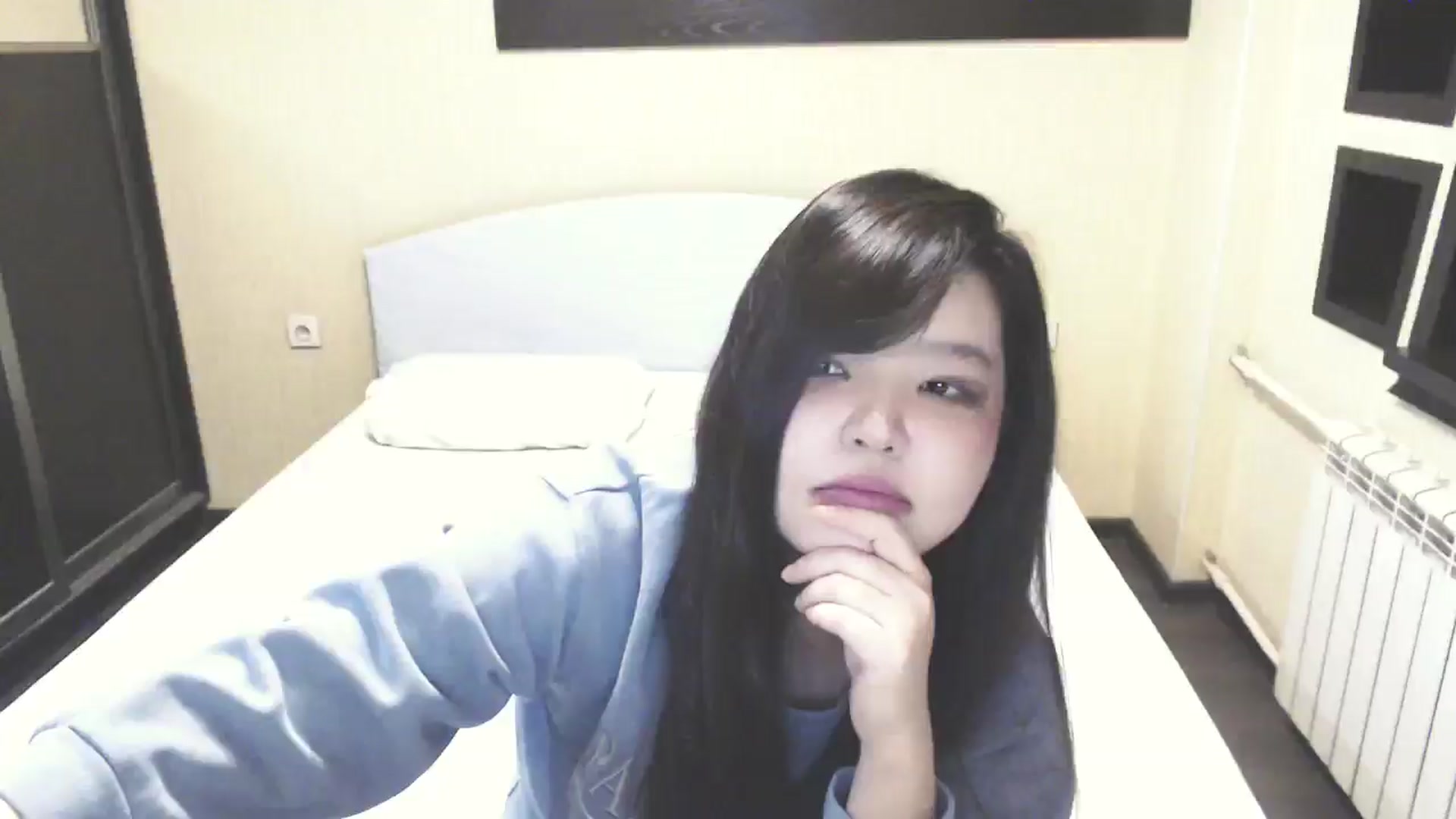 Gallery image thumbnail from AmaiSan's myfreecams stream on, 01/15/2026, 19:13 image 17 of 20