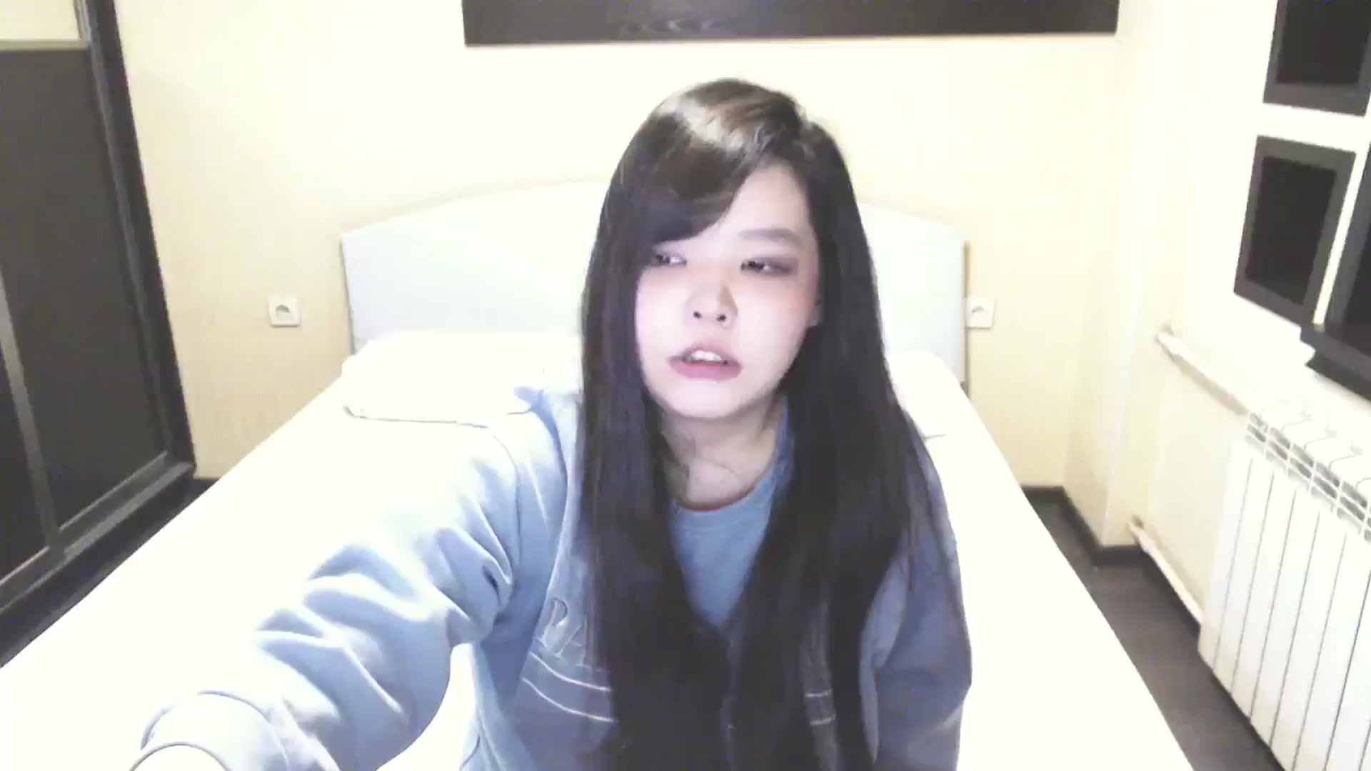 Gallery image thumbnail from AmaiSan's myfreecams stream on, 01/15/2026, 19:13 image 19 of 20