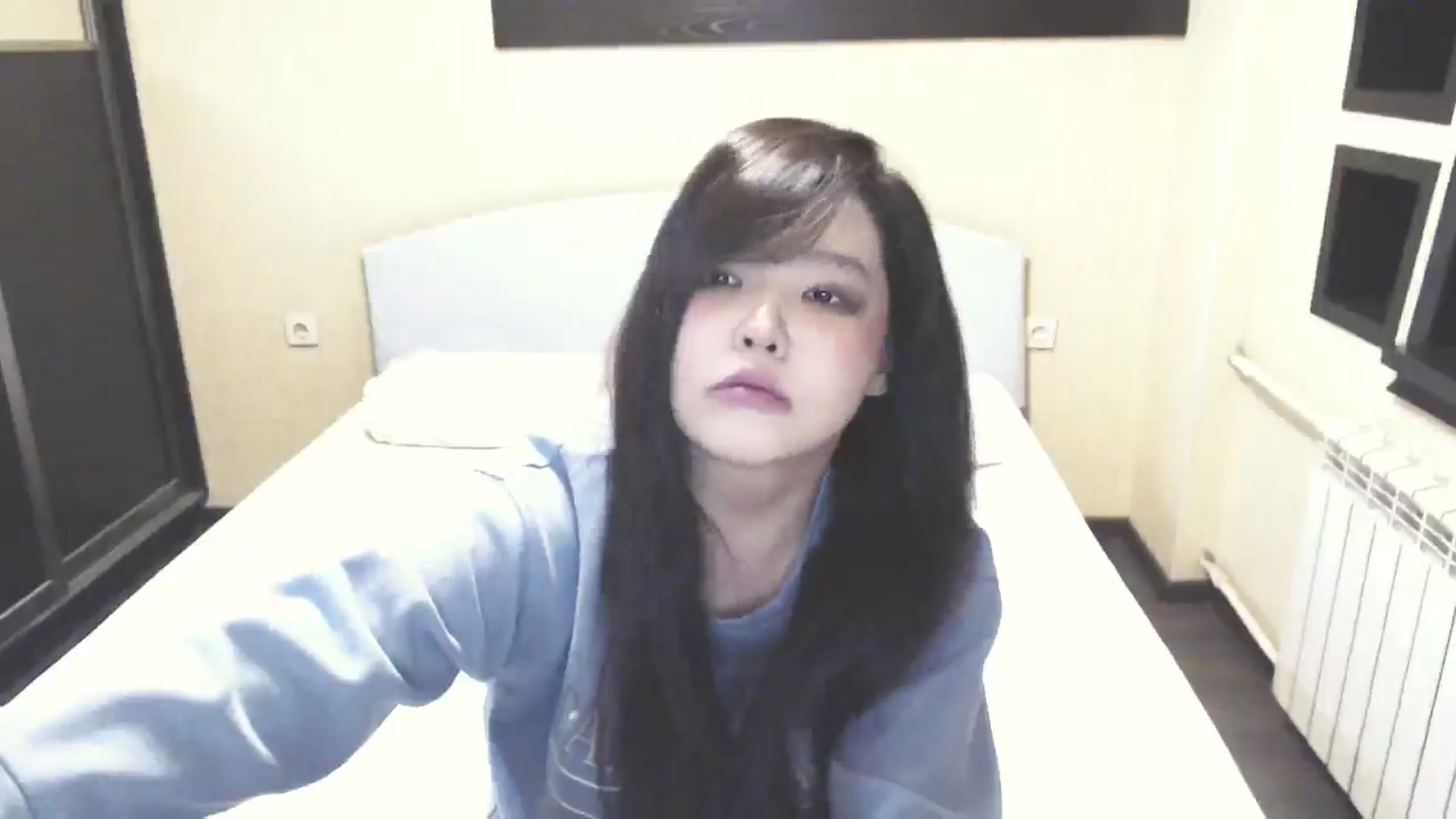 Gallery image thumbnail from AmaiSan's myfreecams stream on, 01/15/2026, 19:13 image 10 of 20