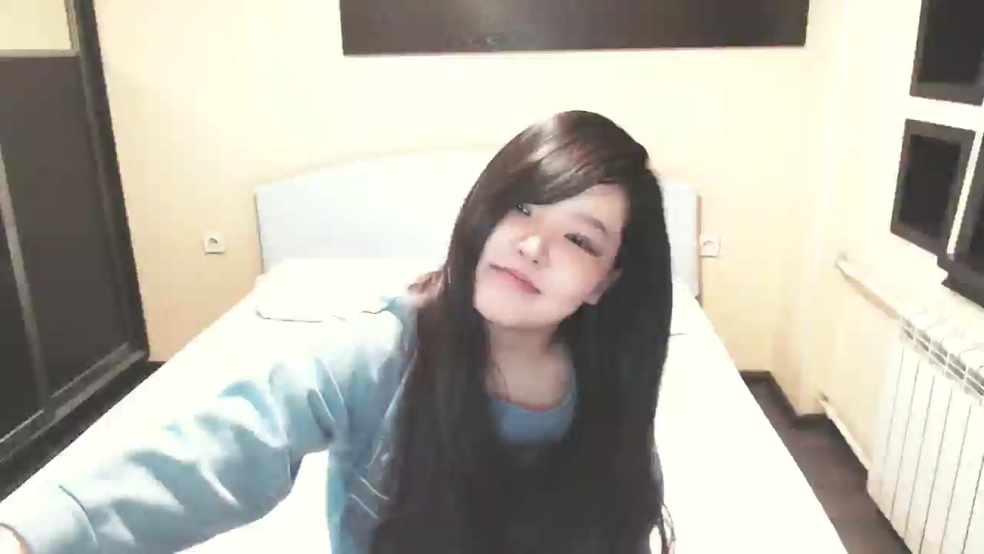Gallery image thumbnail from AmaiSan's myfreecams stream on, 01/15/2026, 19:46 image 9 of 20