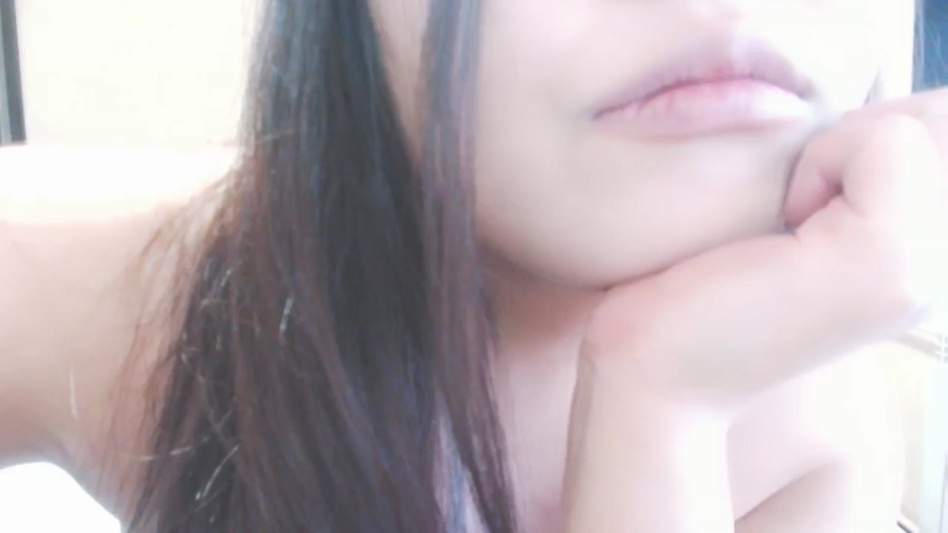 Gallery image thumbnail from AmaiSan's myfreecams stream on, 03/12/2026, 07:01 image 16 of 20