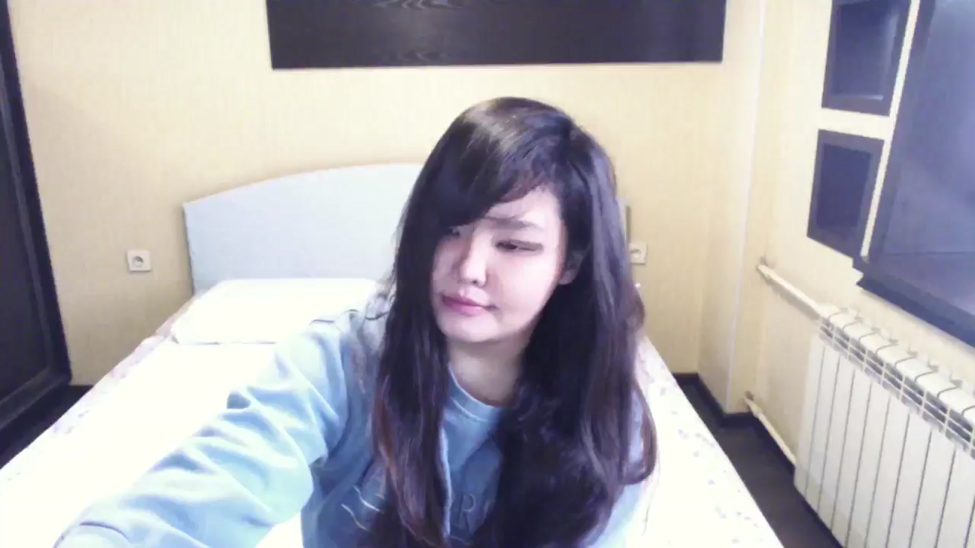 Gallery image thumbnail from AmaiSan's myfreecams stream on, 03/17/2026, 06:11 image 5 of 20