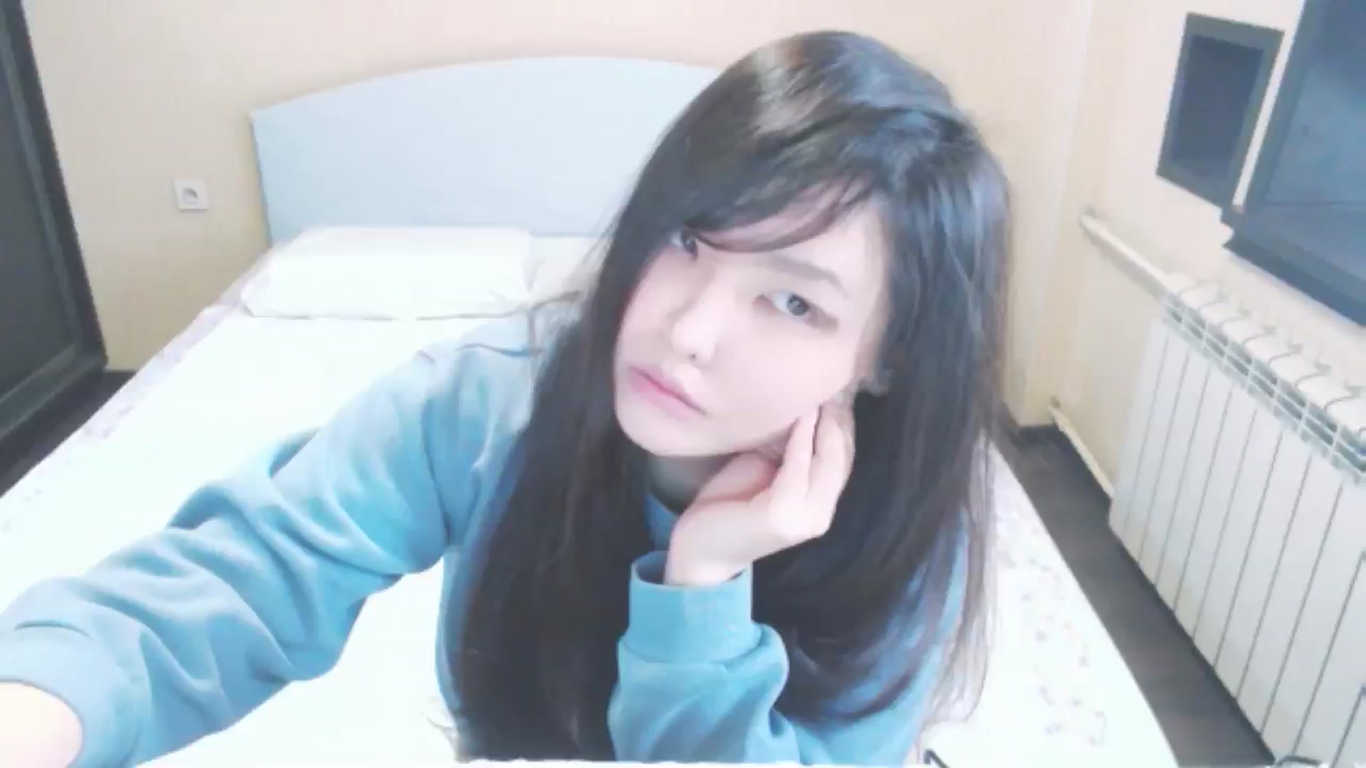 Gallery image thumbnail from AmaiSan's myfreecams stream on, 03/17/2026, 06:11 image 18 of 20