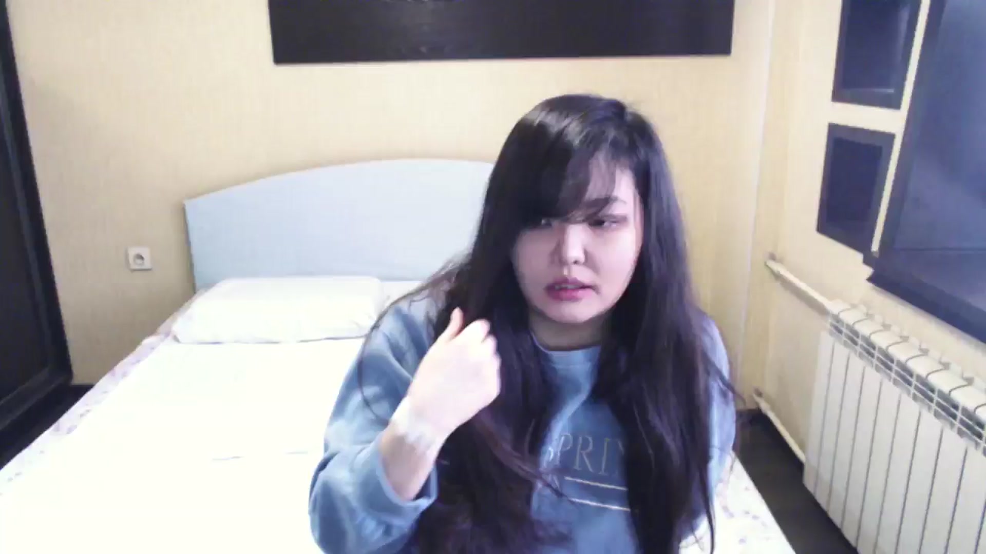 Gallery image thumbnail from AmaiSan's myfreecams stream on, 03/17/2026, 06:11 image 13 of 20