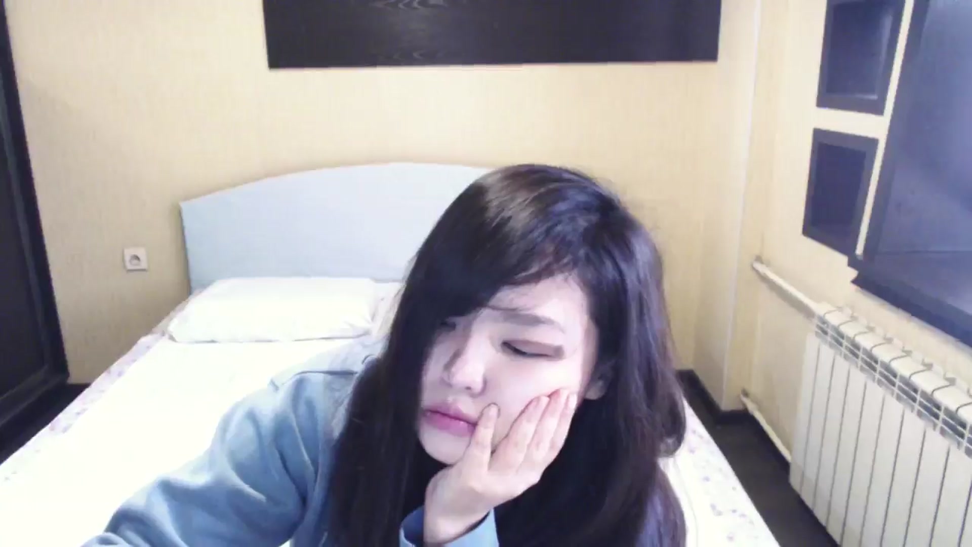 Gallery image thumbnail from AmaiSan's myfreecams stream on, 03/17/2026, 06:11 image 2 of 20