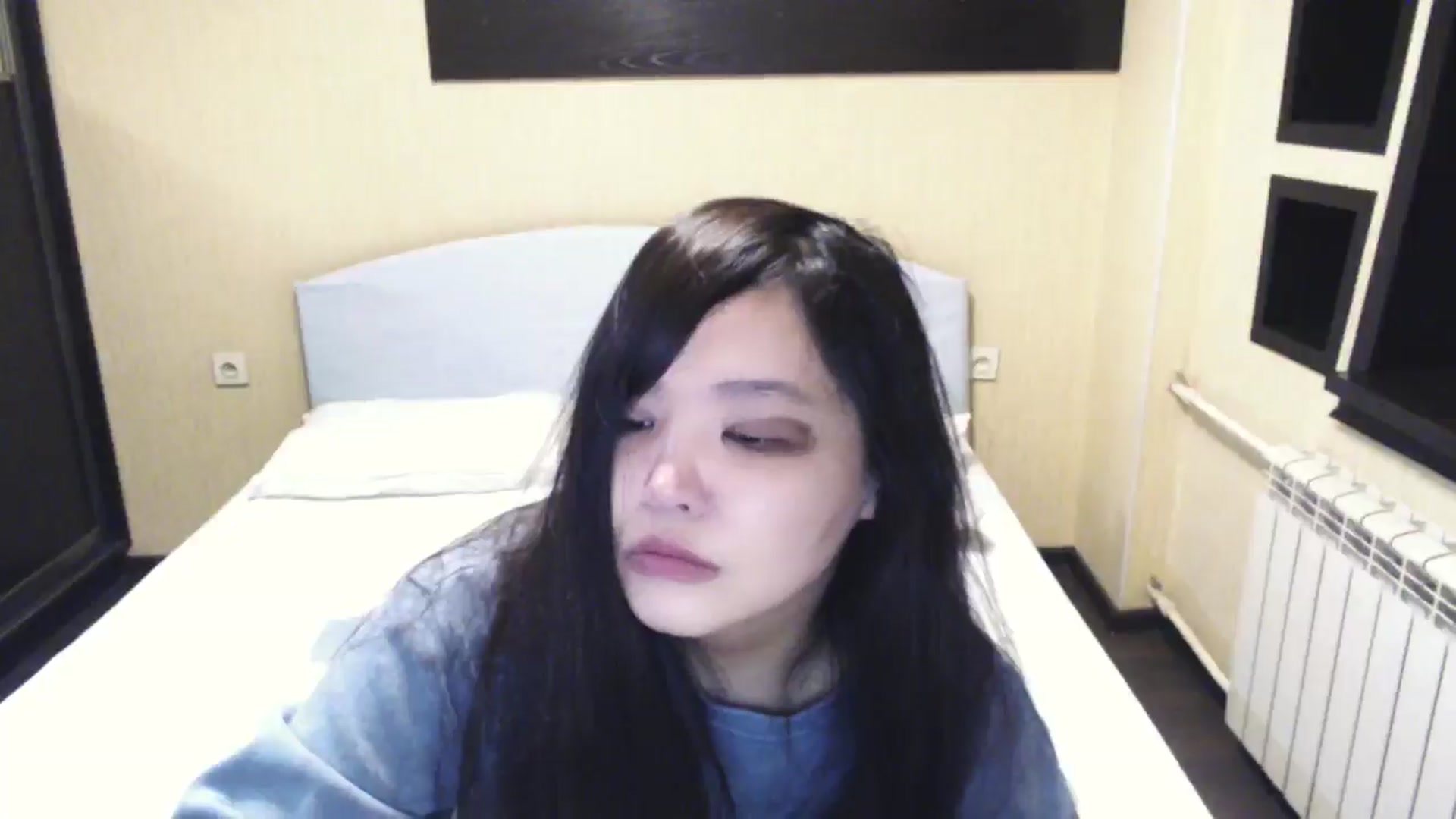 Gallery image thumbnail from AmaiSan's myfreecams stream on, 03/22/2026, 16:16 image 13 of 20