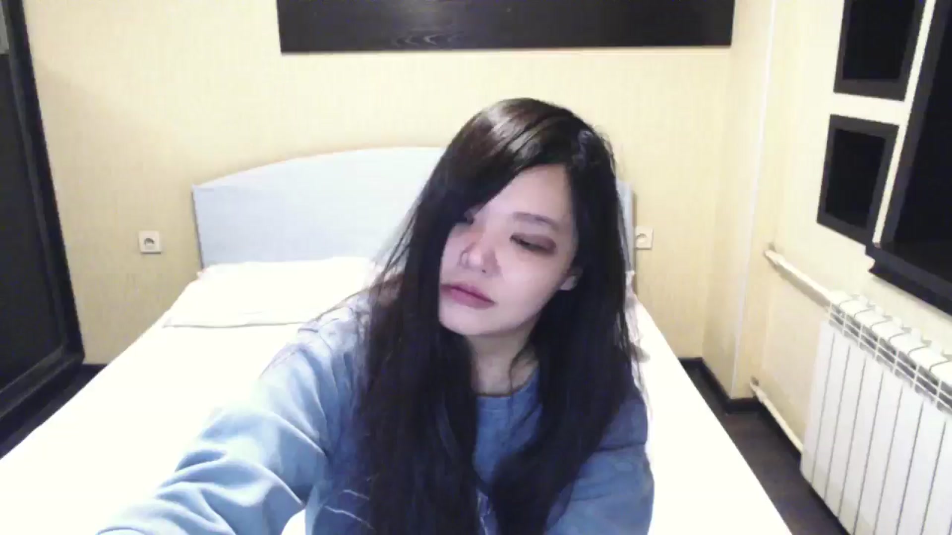 Gallery image thumbnail from AmaiSan's myfreecams stream on, 03/22/2026, 16:16 image 16 of 20