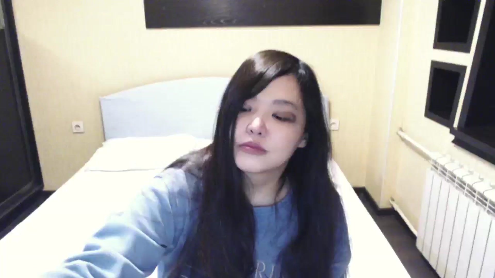 Gallery image thumbnail from AmaiSan's myfreecams stream on, 03/22/2026, 16:16 image 11 of 20