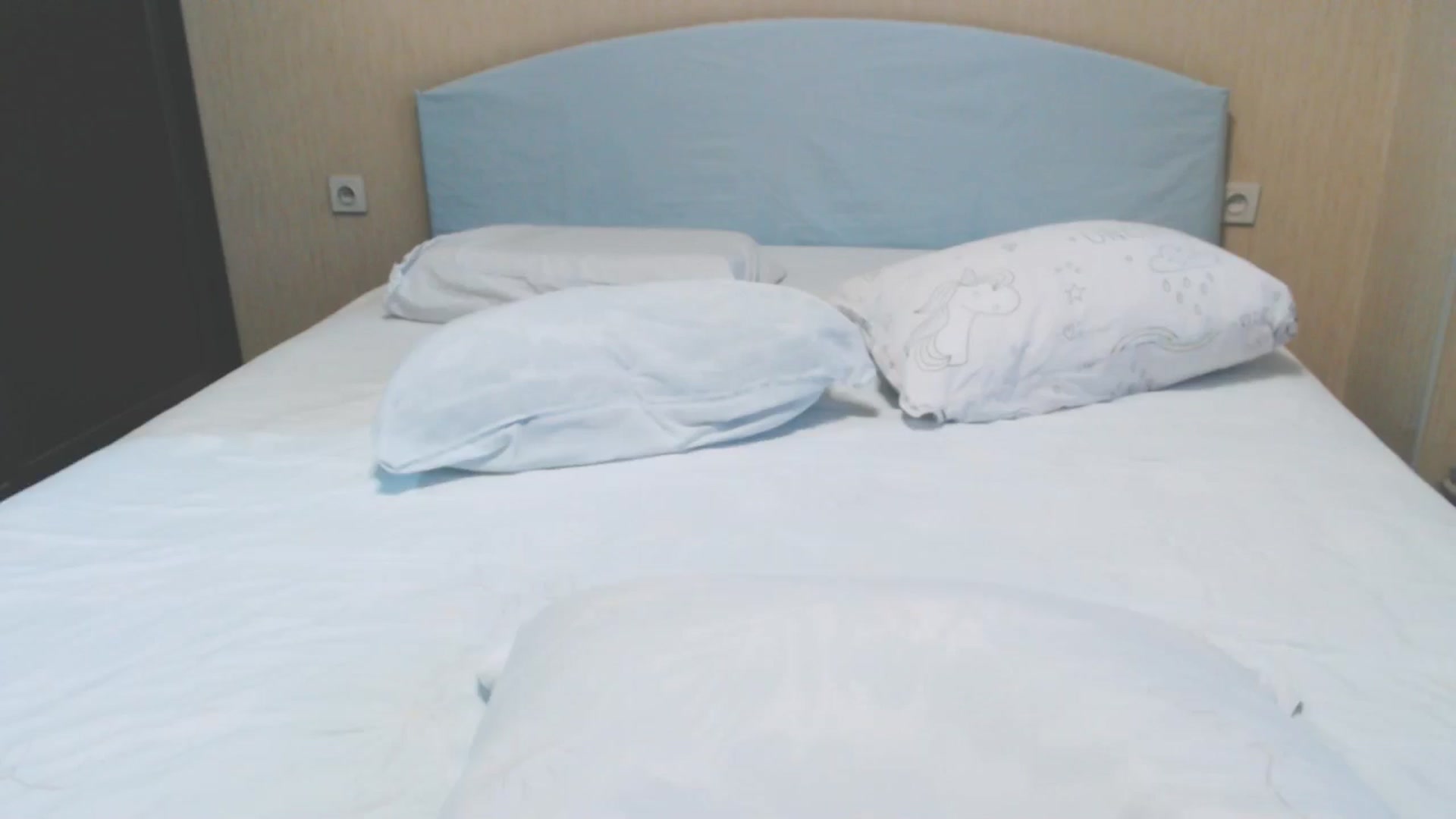 Gallery image thumbnail from AmaiSan's myfreecams stream on, 03/25/2026, 08:27 image 10 of 20