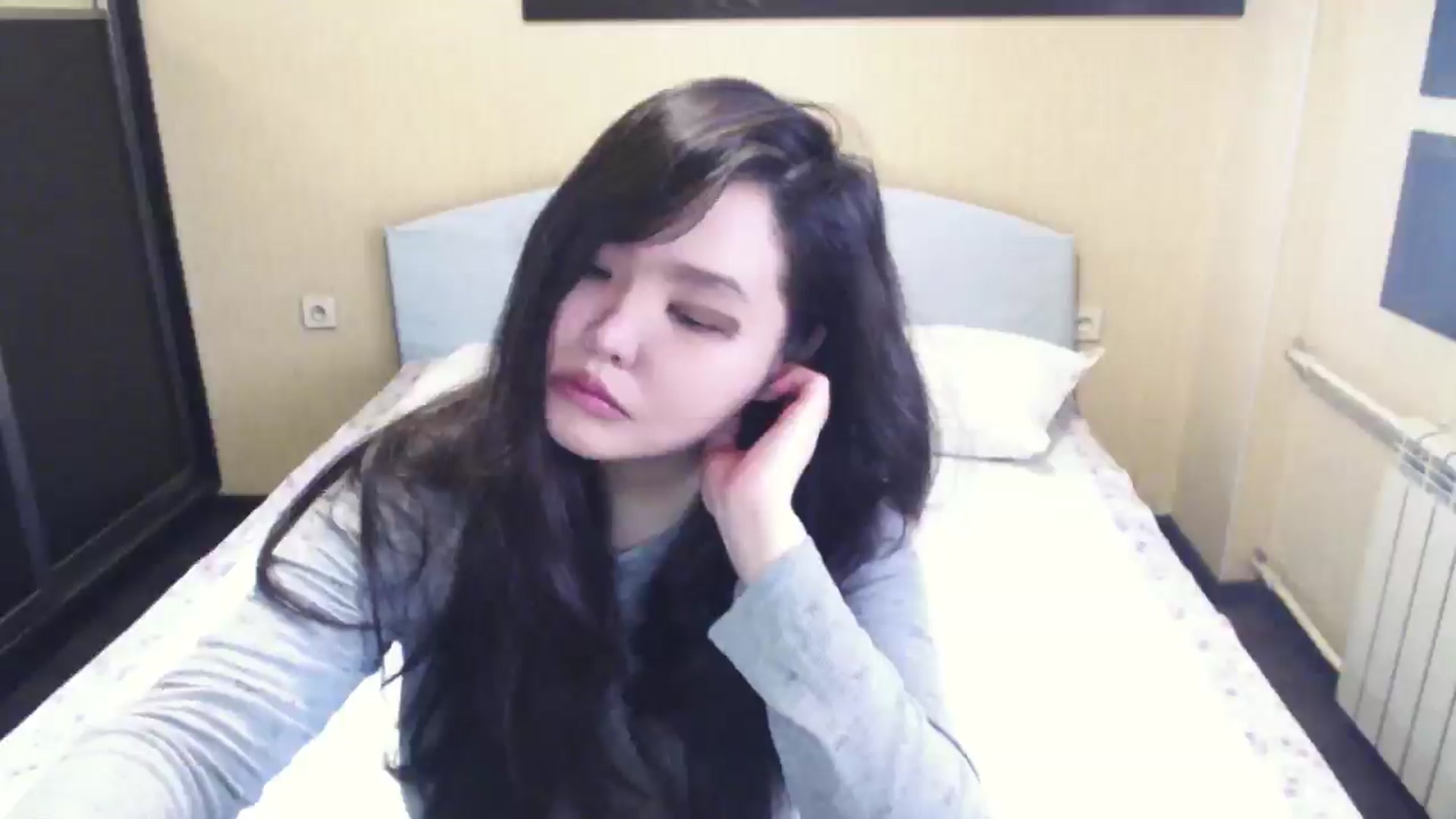 Gallery image thumbnail from AmaiSan's myfreecams stream on, 03/30/2026, 06:05 image 2 of 20