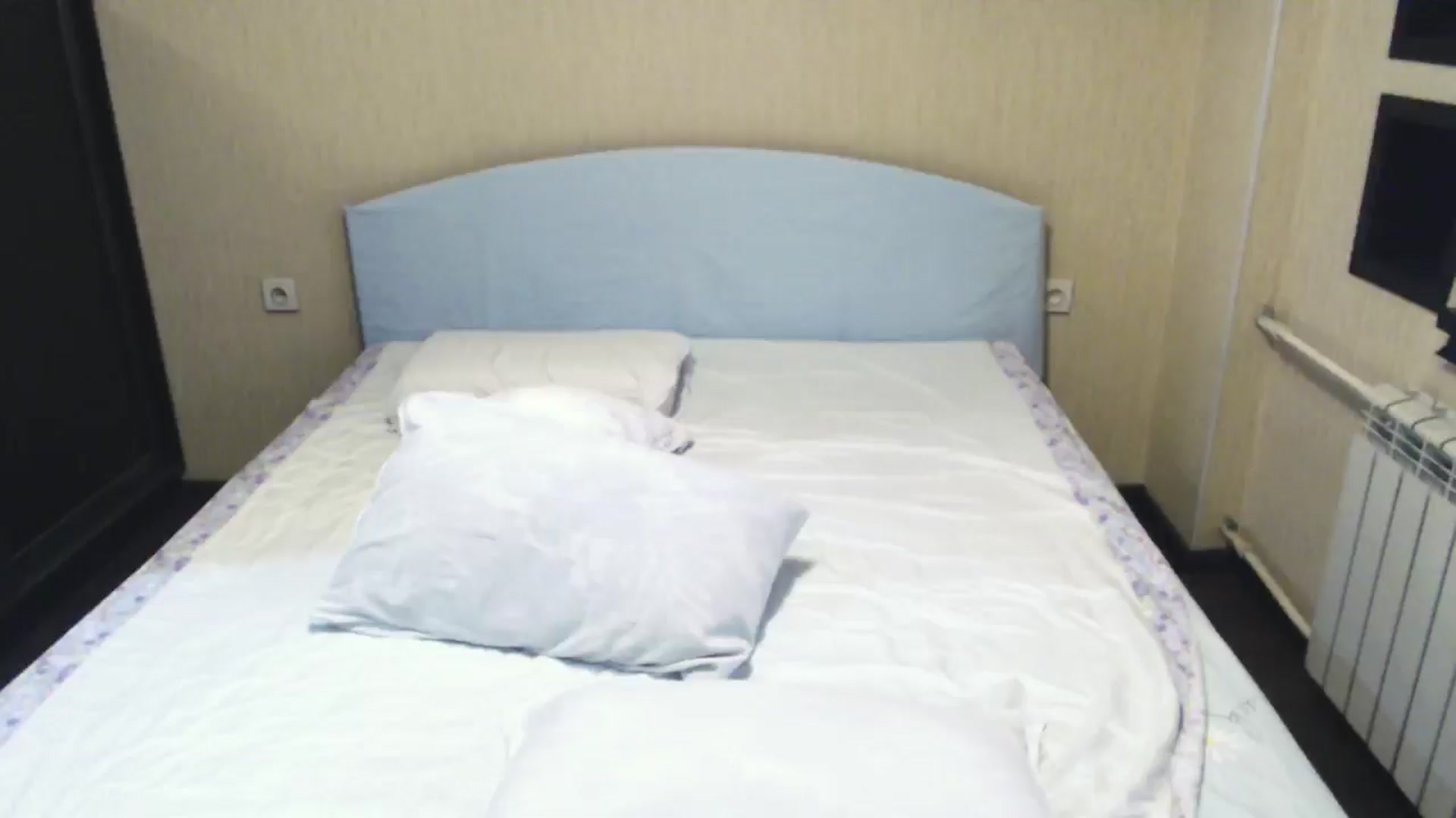 Gallery image thumbnail from AmaiSan's myfreecams stream on, 04/14/2026, 07:11 image 9 of 20