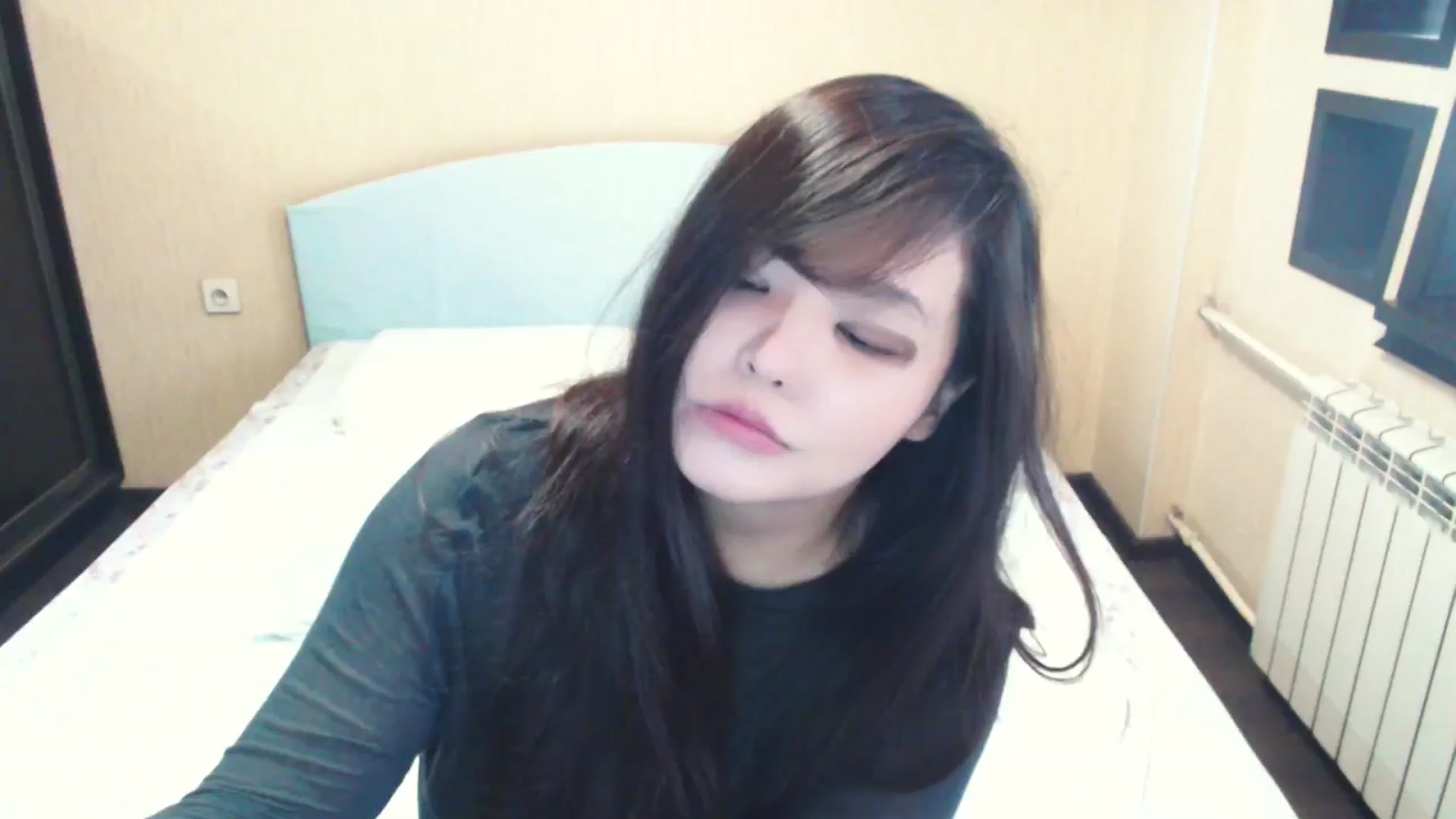 Gallery image thumbnail from AmaiSan's myfreecams stream on, 04/14/2026, 07:11 image 1 of 20