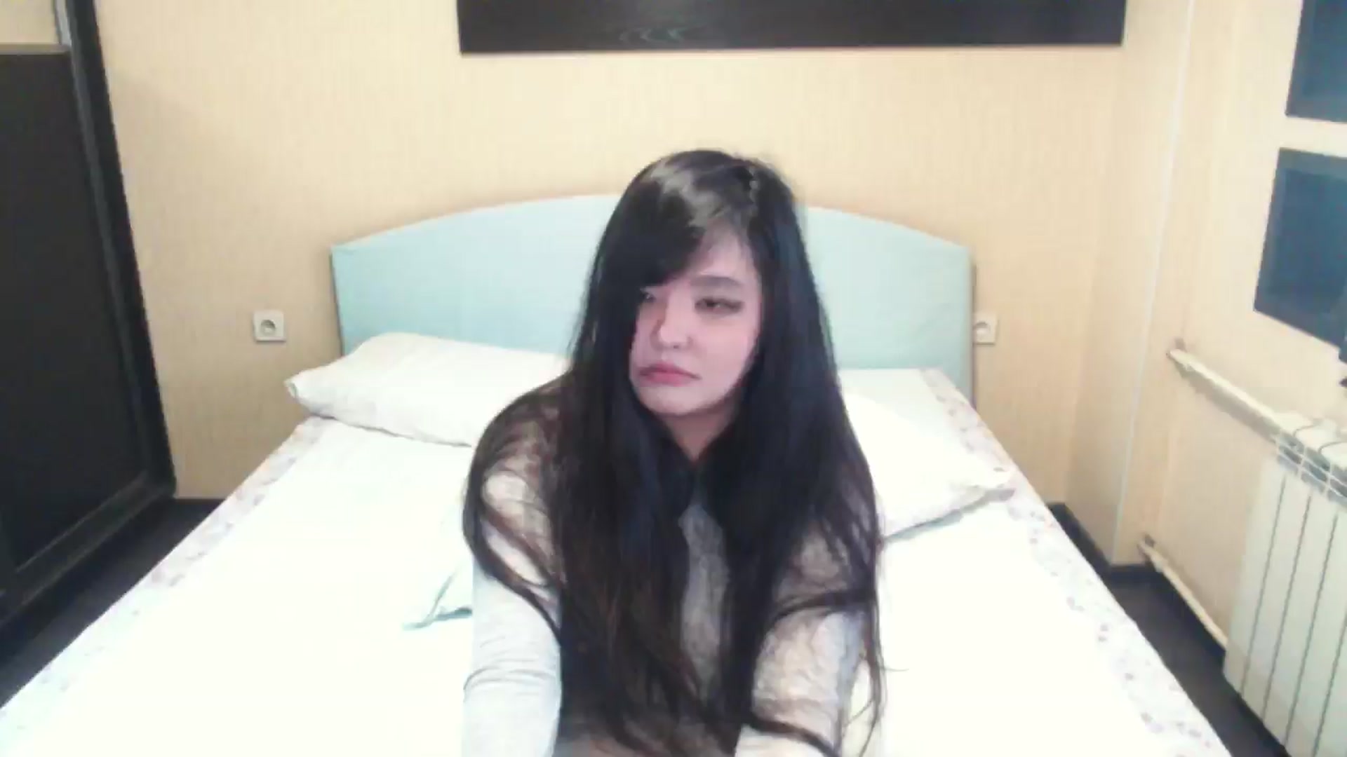 Gallery image thumbnail from AmaiSan's myfreecams stream on, 04/15/2026, 05:39 image 17 of 20