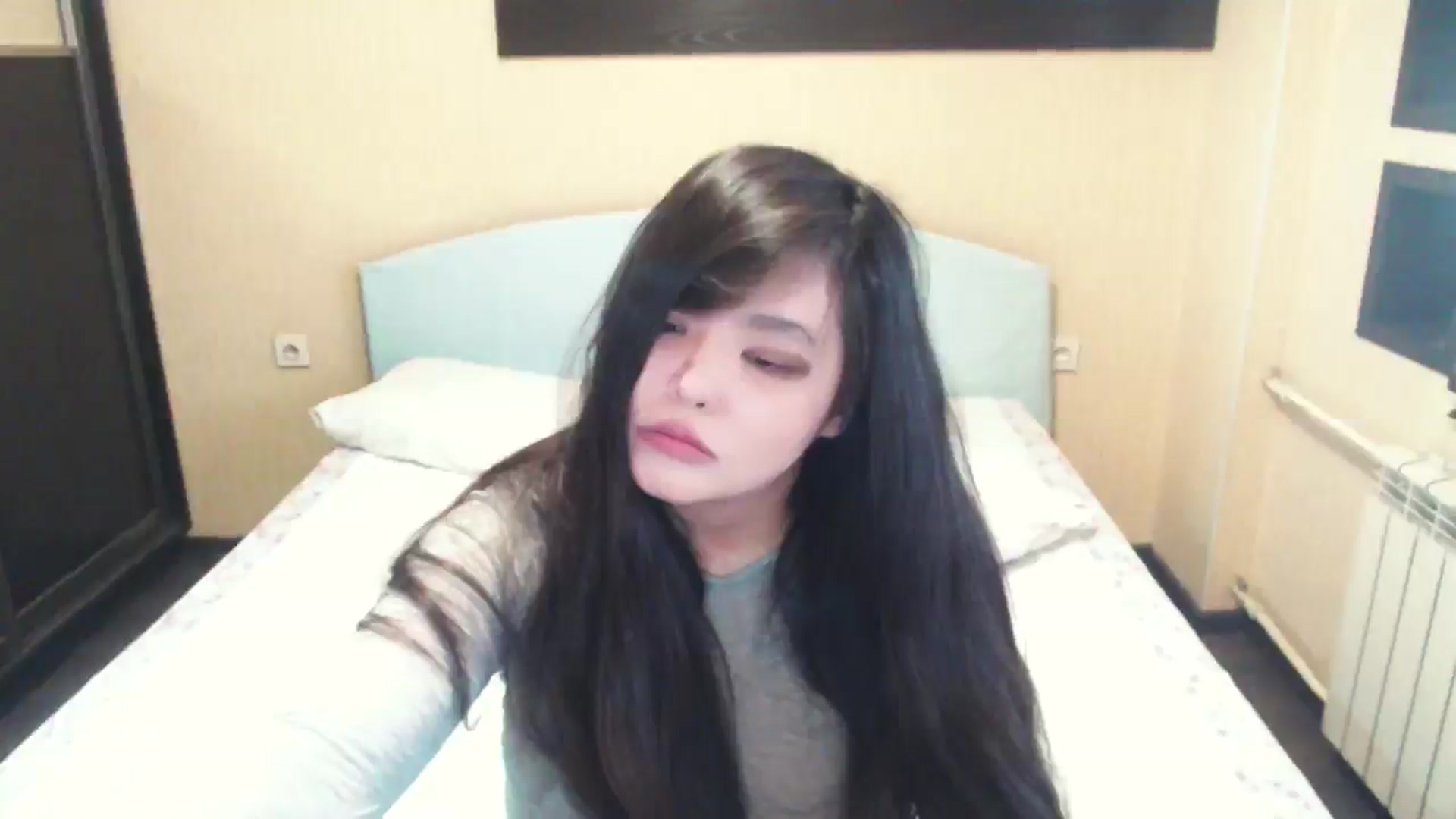 Gallery image thumbnail from AmaiSan's myfreecams stream on, 04/15/2026, 05:39 image 13 of 20