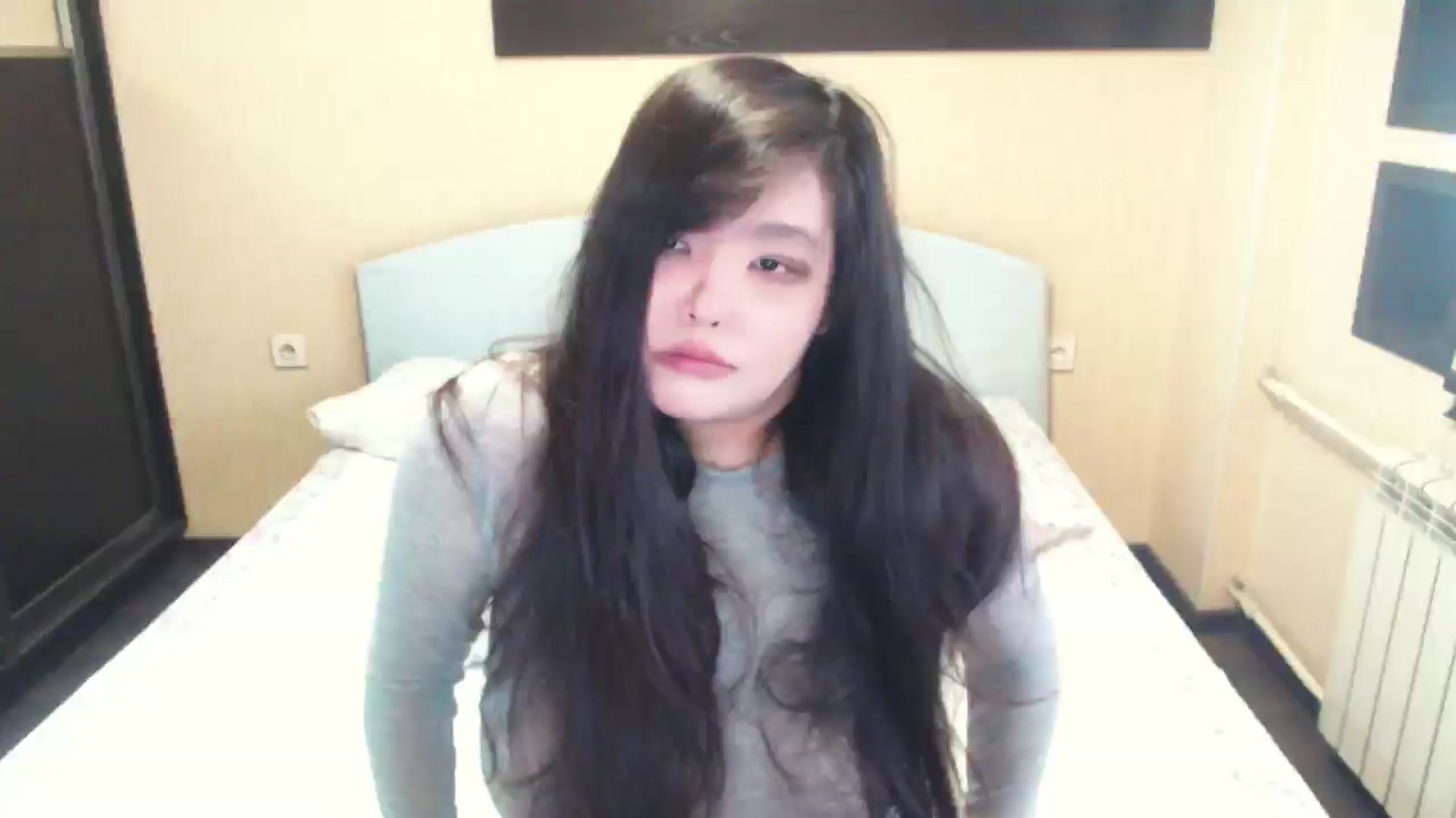 Gallery image thumbnail from AmaiSan's myfreecams stream on, 04/15/2026, 05:39 image 5 of 20