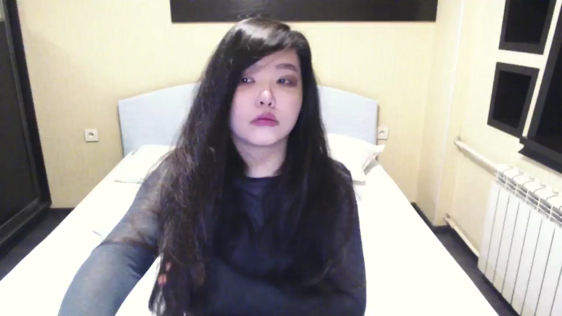 Gallery image thumbnail from AmaiSan's myfreecams stream on, 04/18/2026, 16:38 image 2 of 20