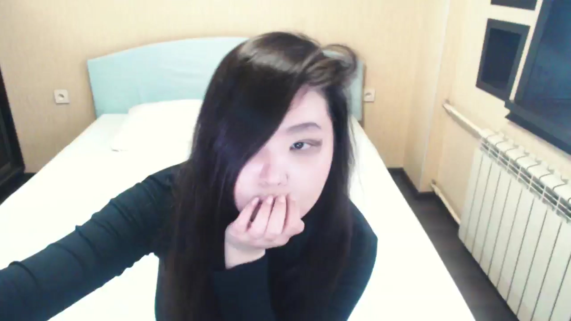 Gallery image thumbnail from AmaiSan's myfreecams stream on, 04/21/2026, 05:59 image 6 of 20