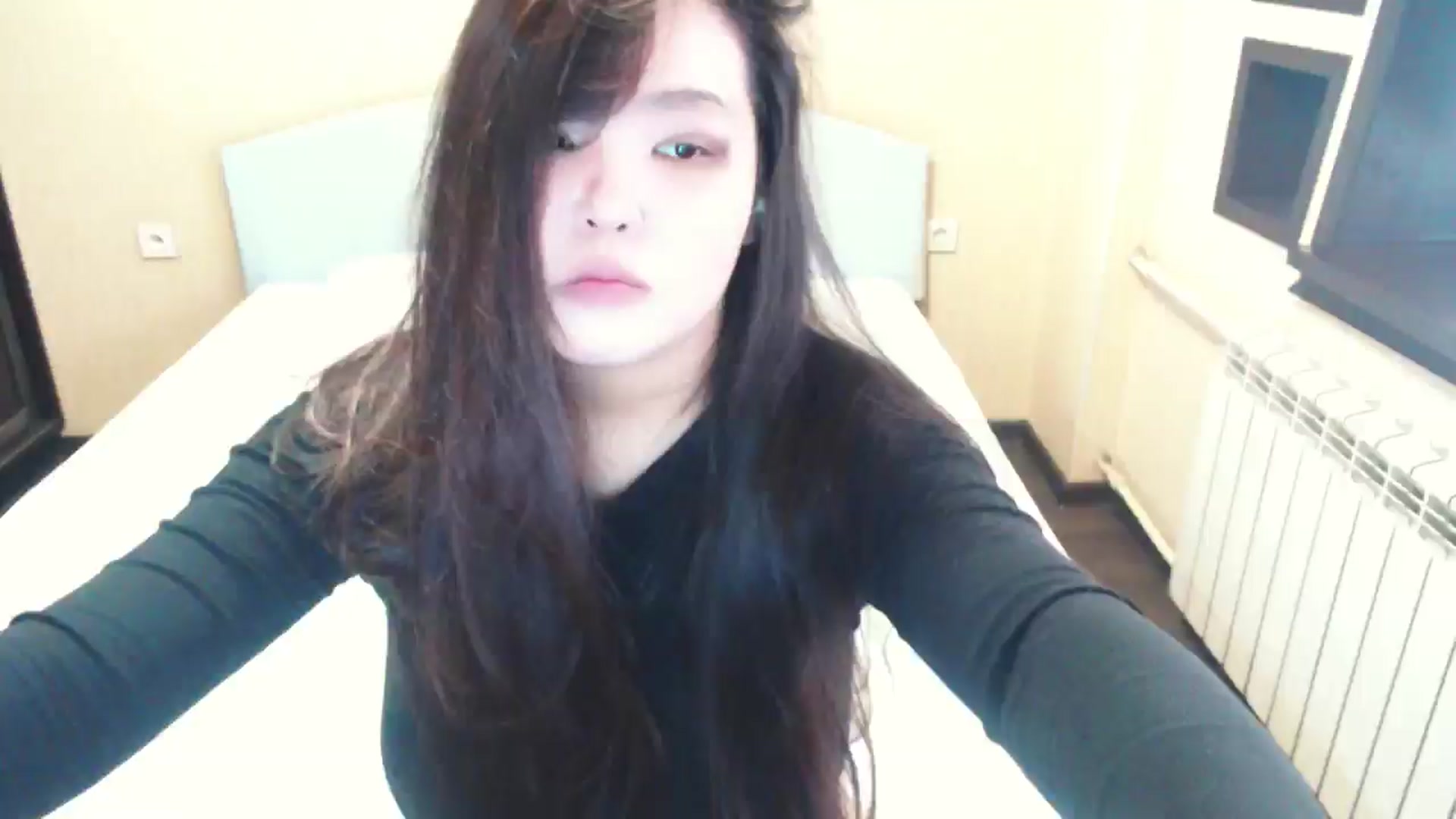 Gallery image thumbnail from AmaiSan's myfreecams stream on, 04/21/2026, 05:59 image 1 of 20