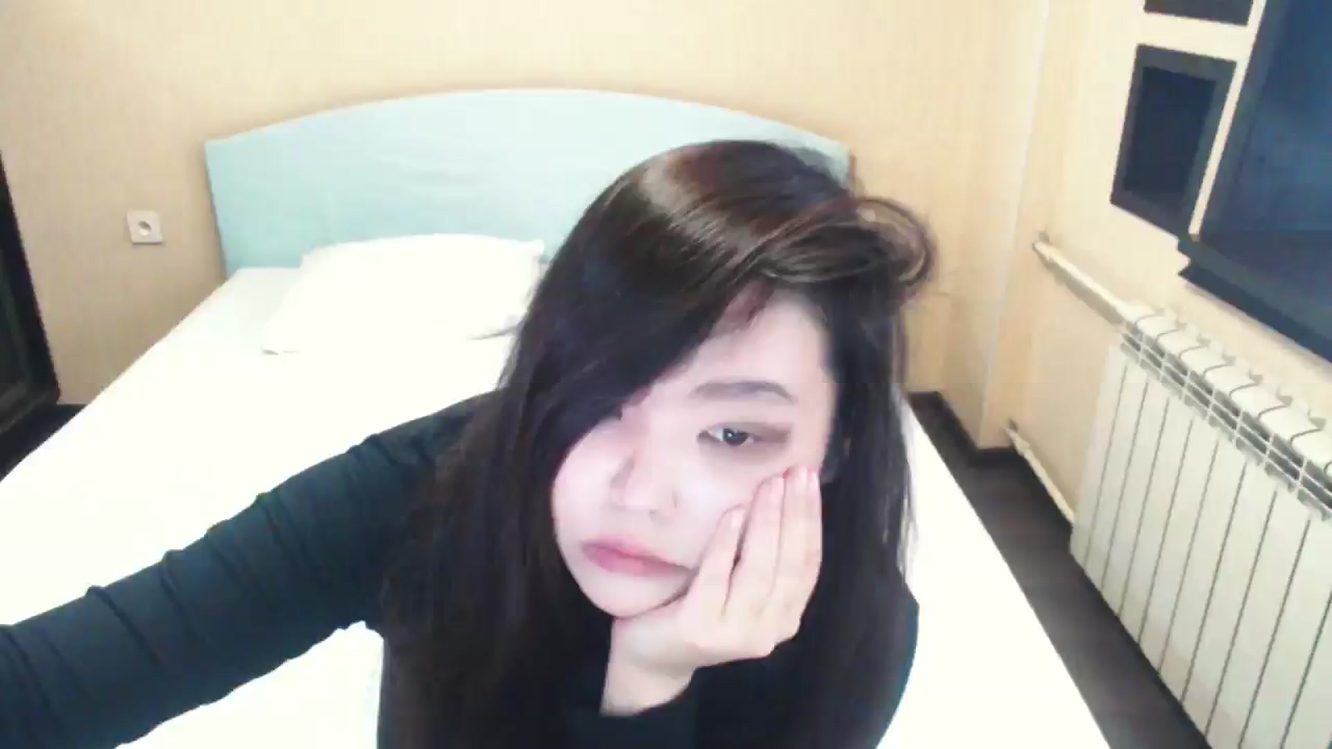 Gallery image thumbnail from AmaiSan's myfreecams stream on, 04/21/2026, 05:59 image 5 of 20